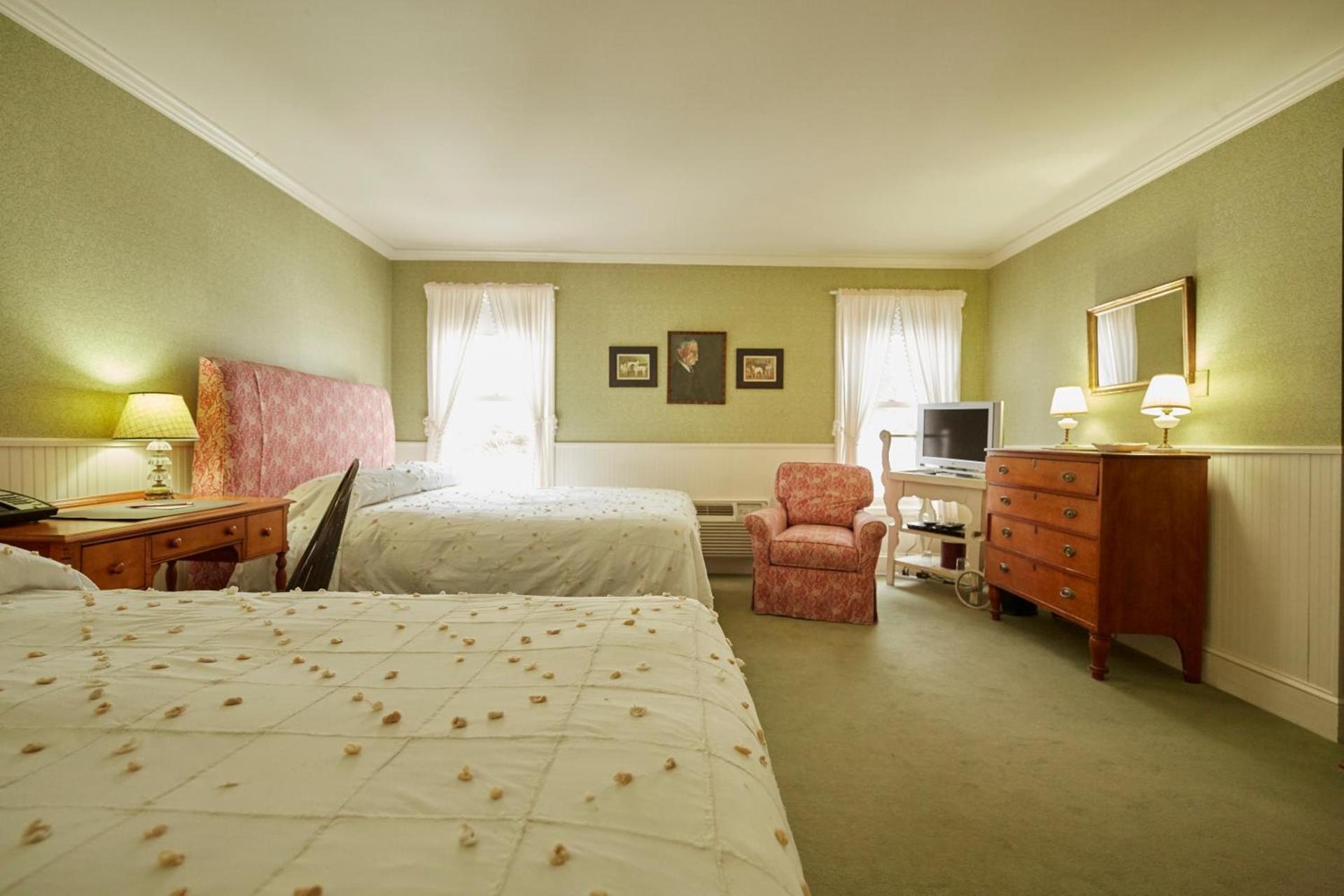 The Red Lion Inn photo 51