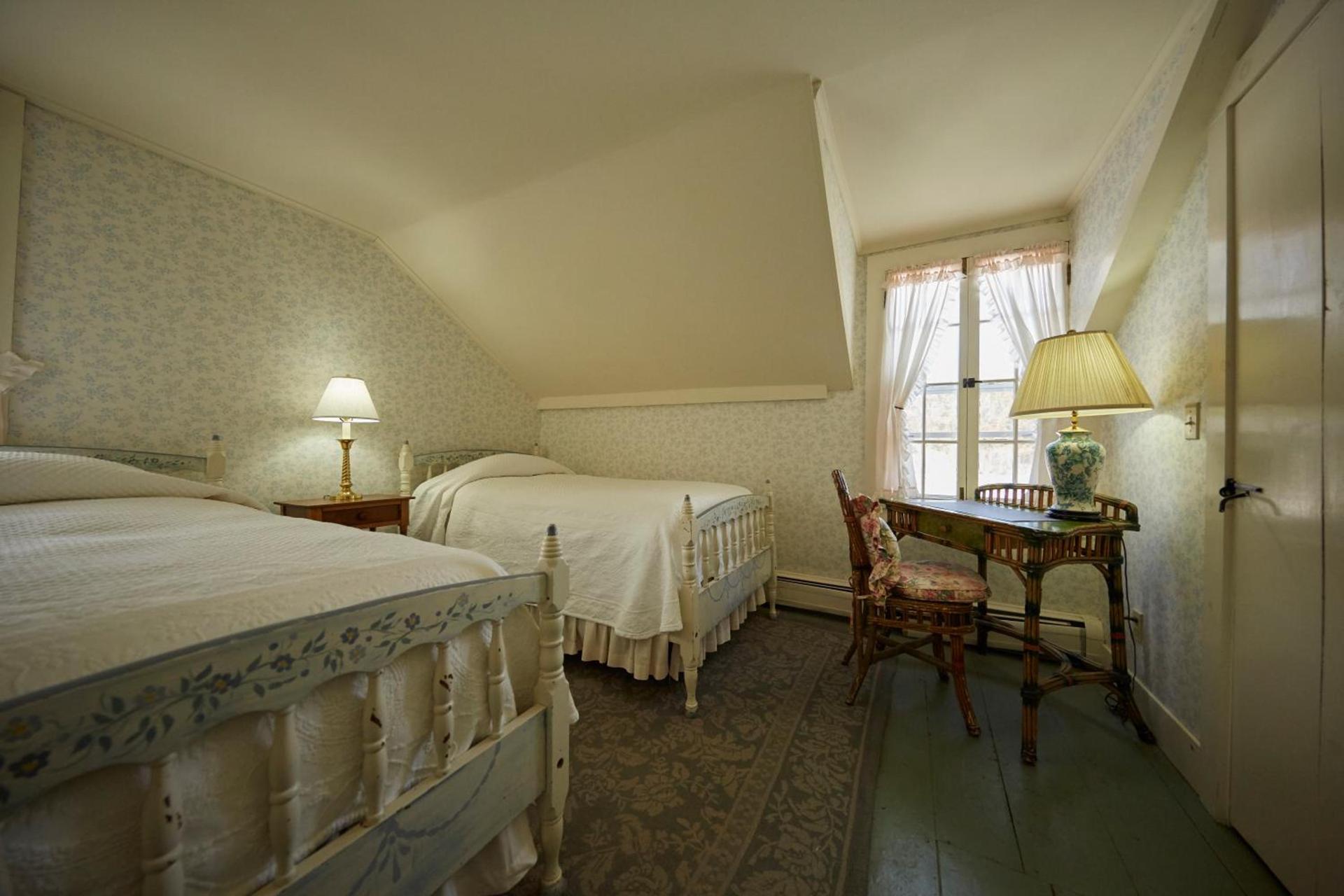 The Red Lion Inn photo 78