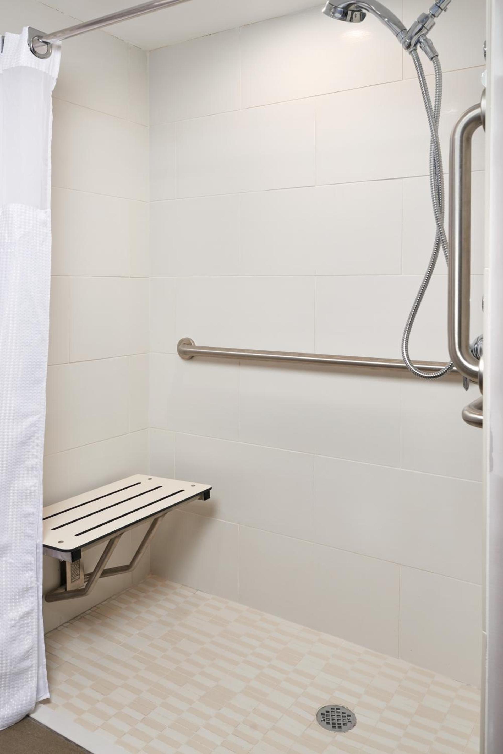 Best Western Plus Agate Beach Inn photo 39