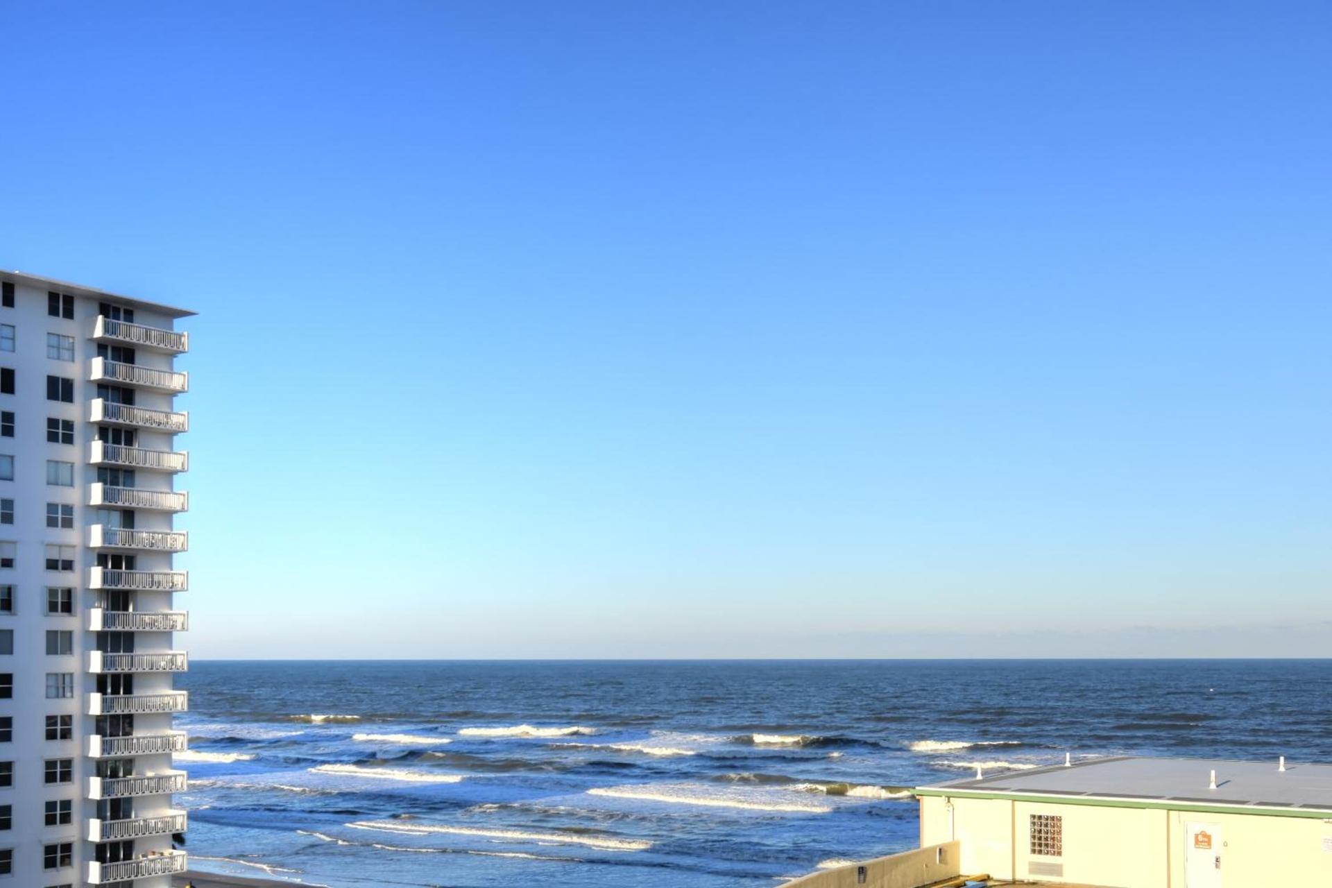 Ocean view studio condo. photo 1