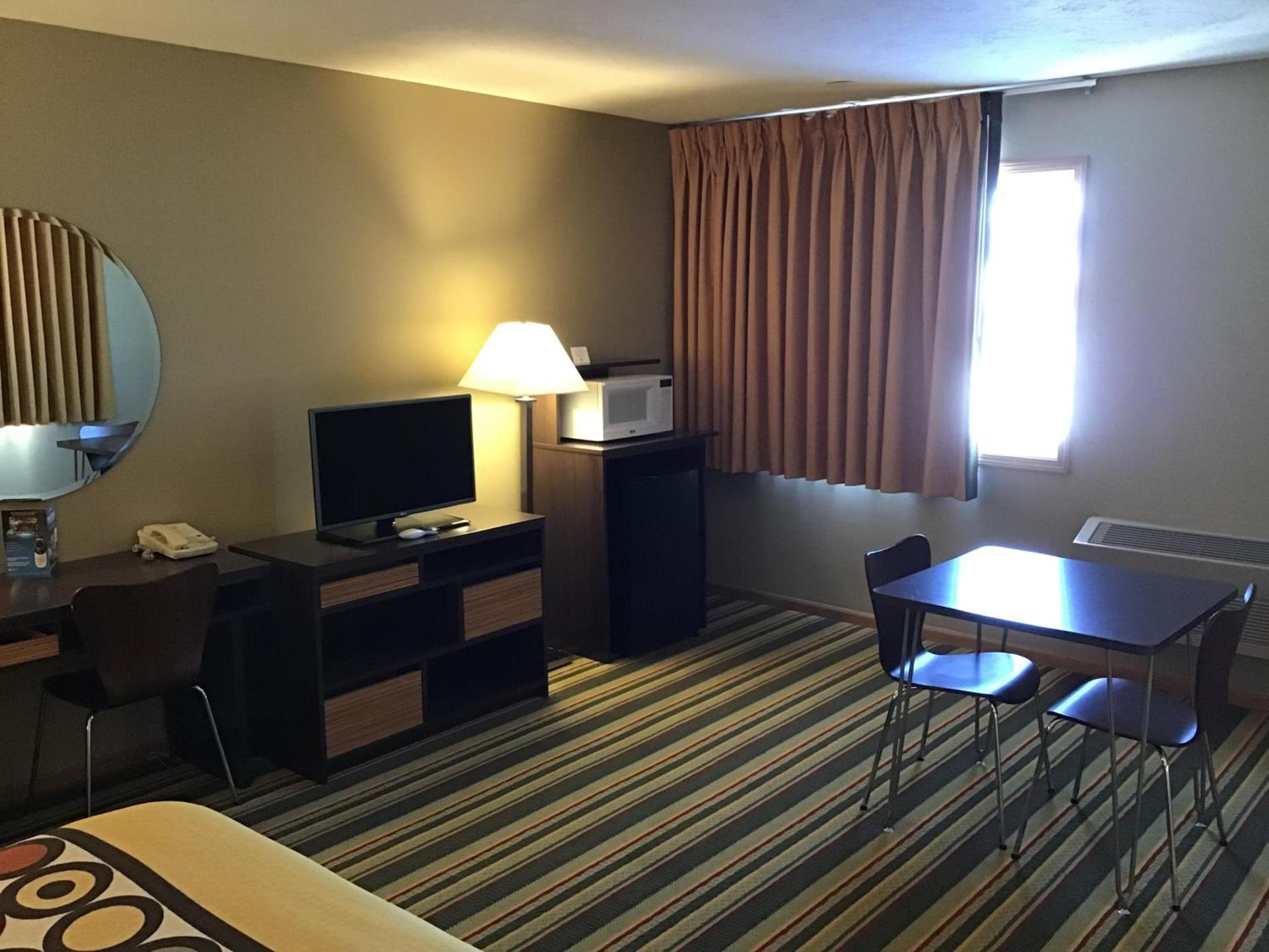 Super 8 by Wyndham Driggs photo 28