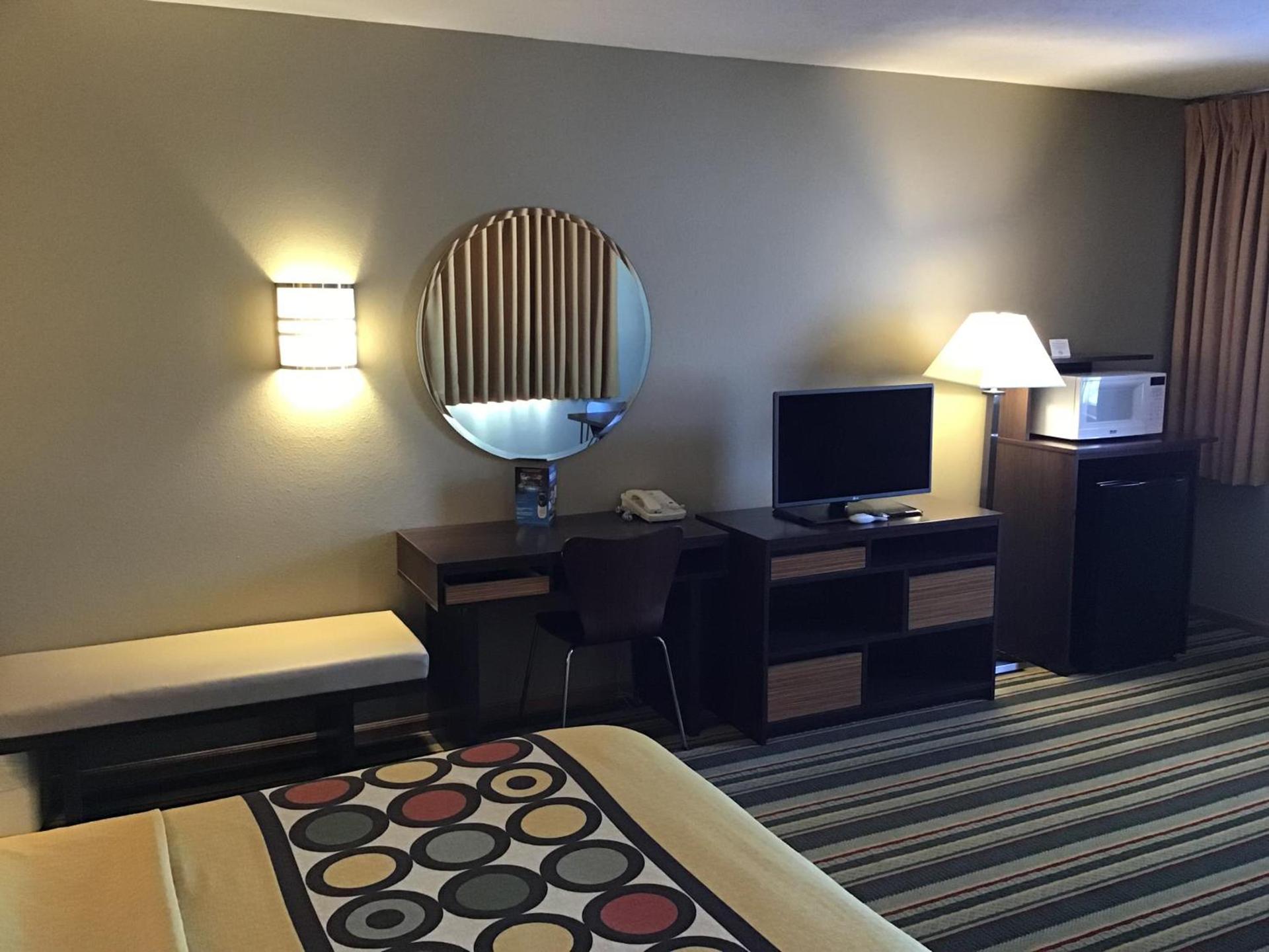 Super 8 by Wyndham Driggs photo 18