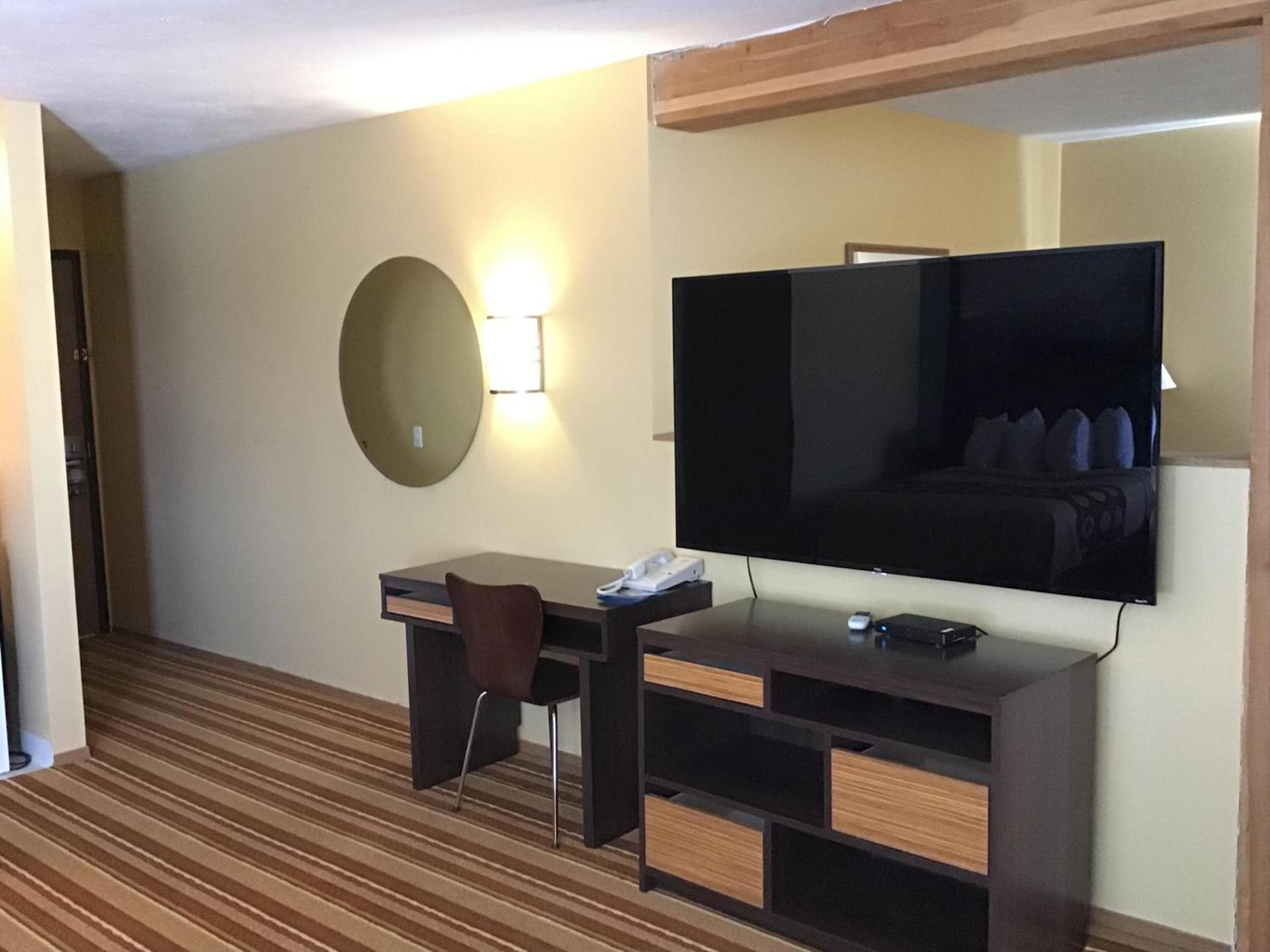 Super 8 by Wyndham Driggs photo 29