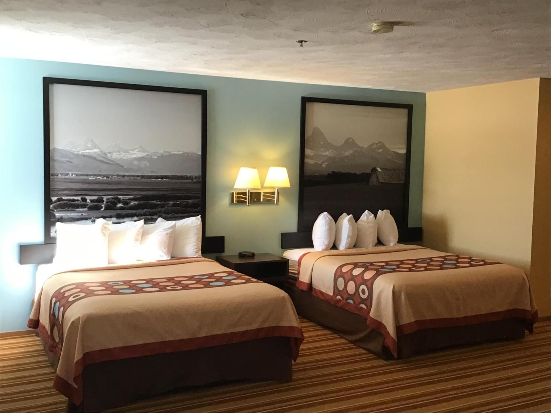 Super 8 by Wyndham Driggs photo 21