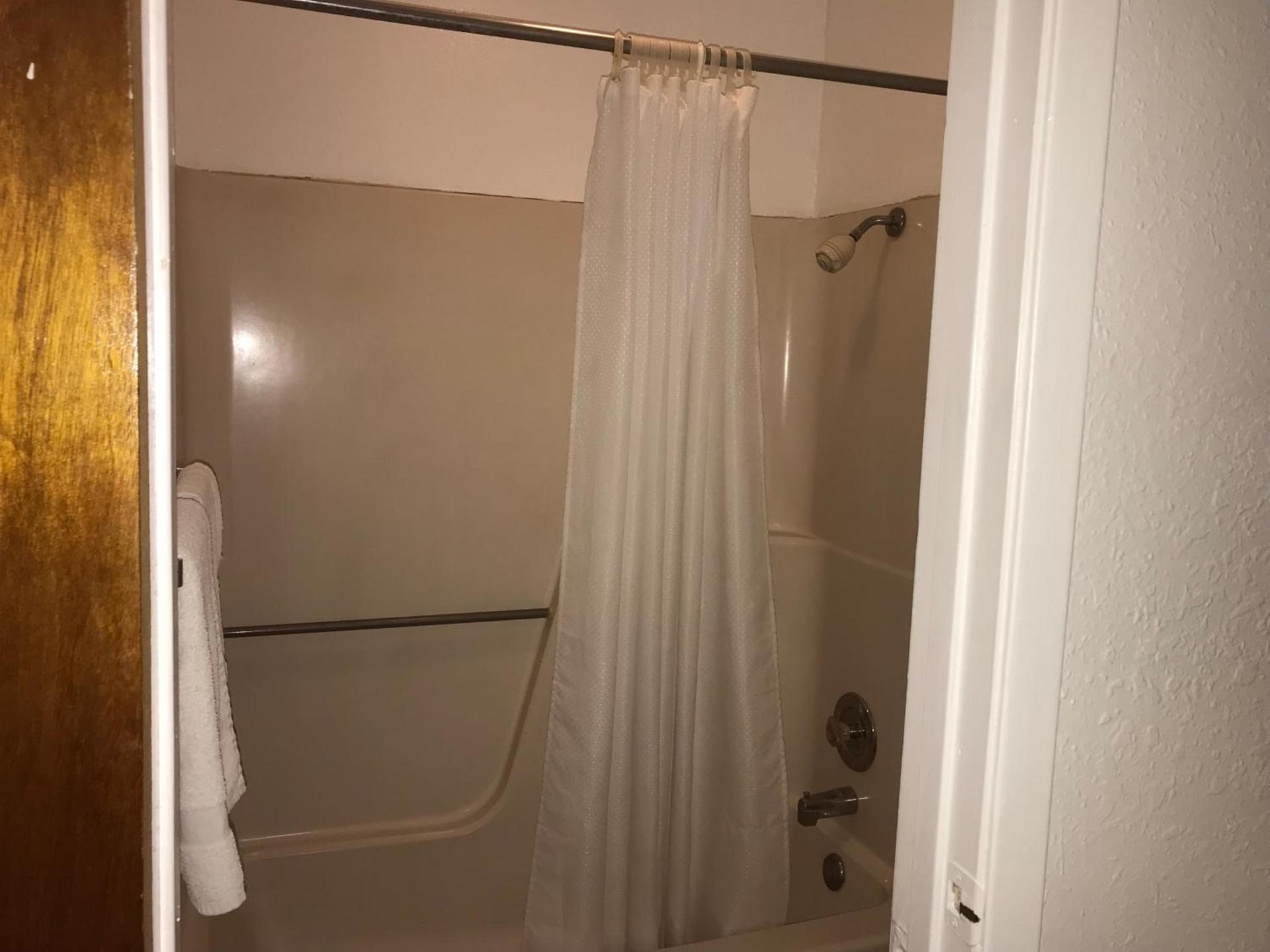 Luxury Inn photo 8