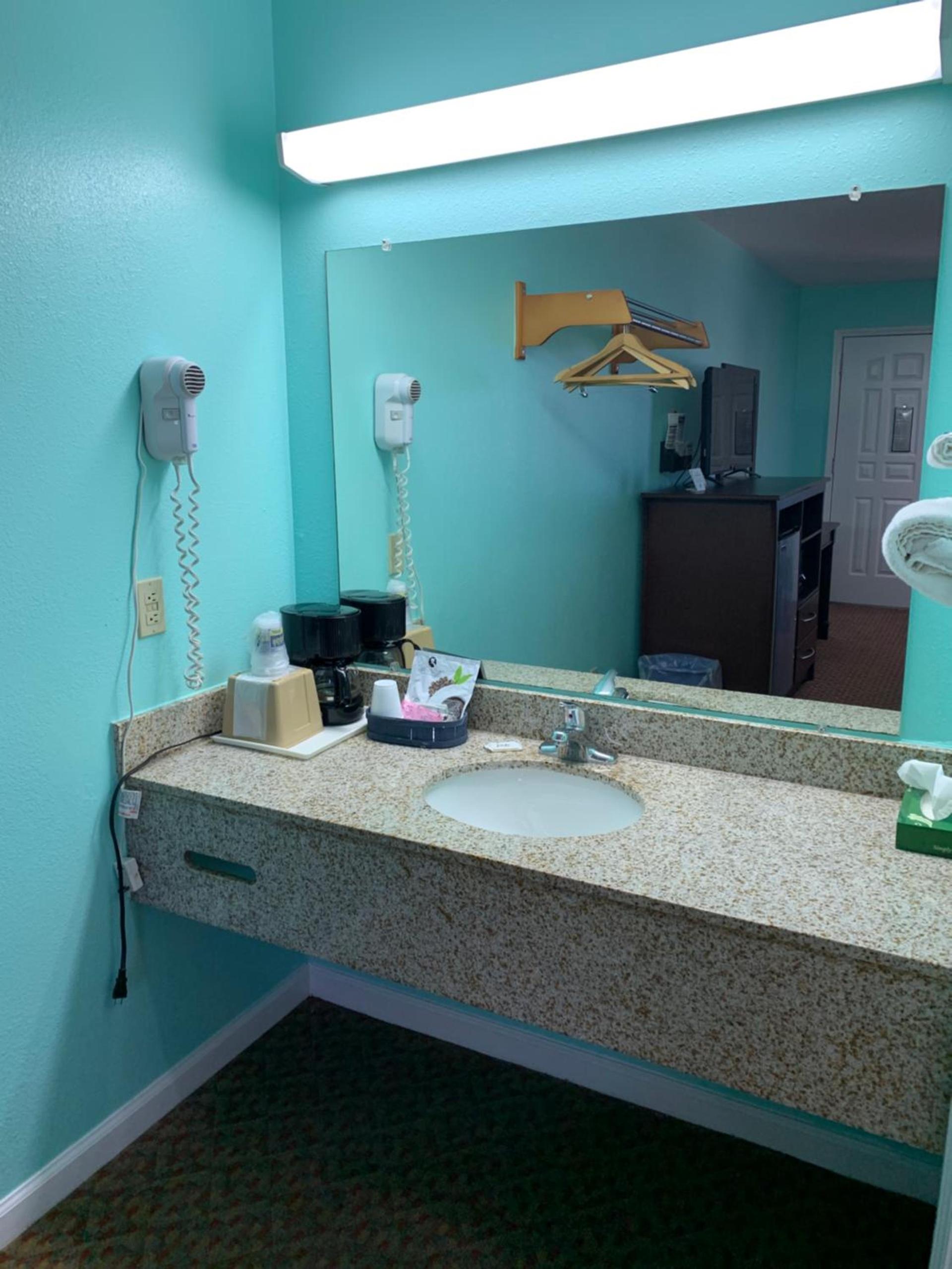 Scottish Inn - Clanton photo 4