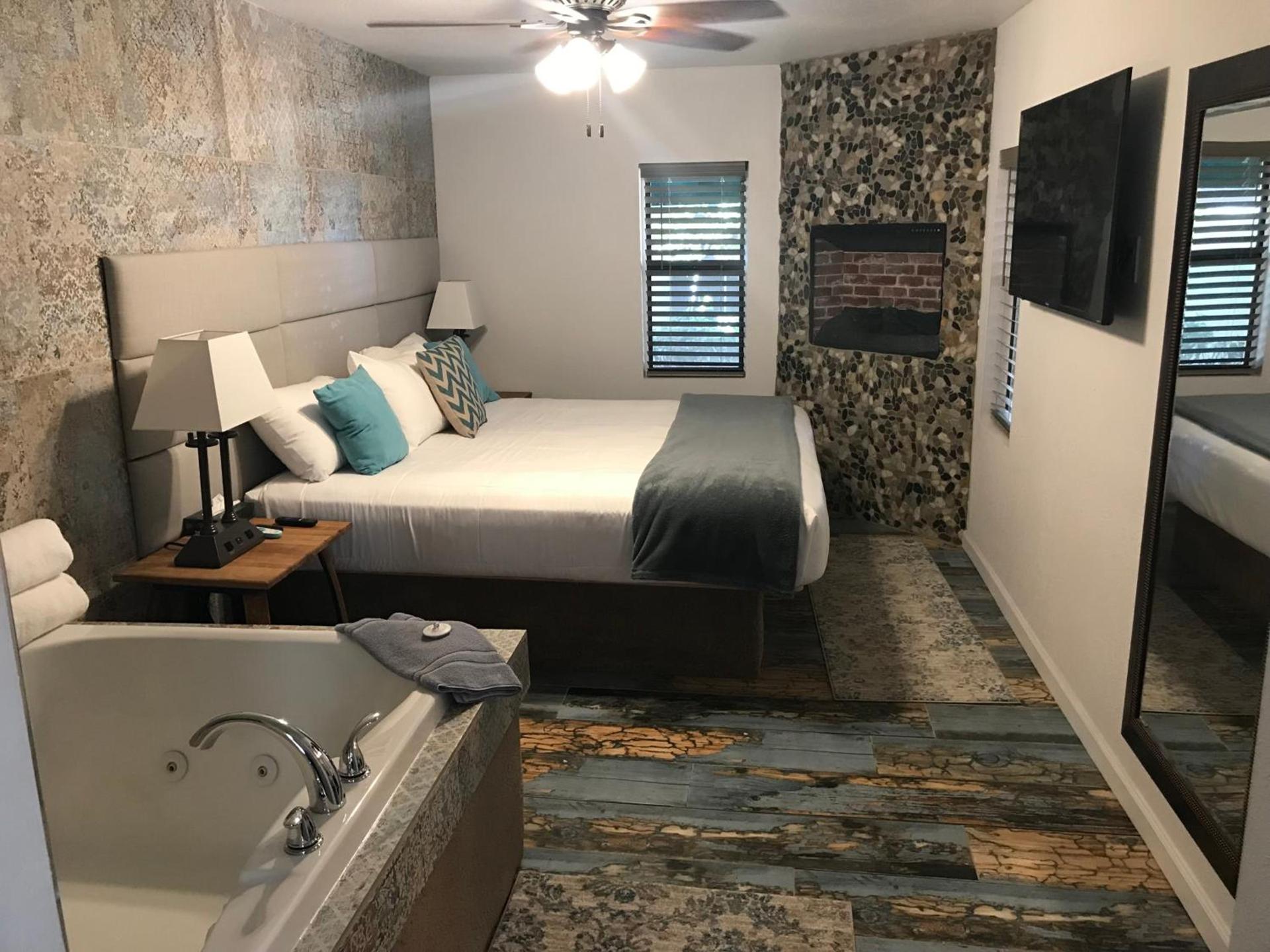 Oak Creek Terrace Resort photo 27