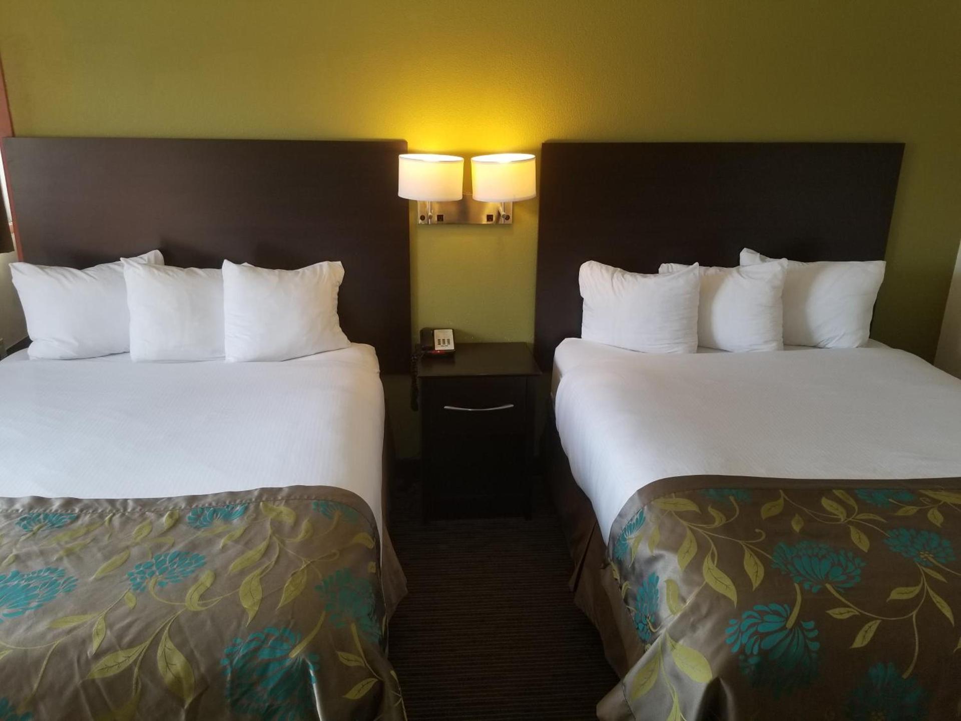 Baymont by Wyndham Eau Claire WI photo 17