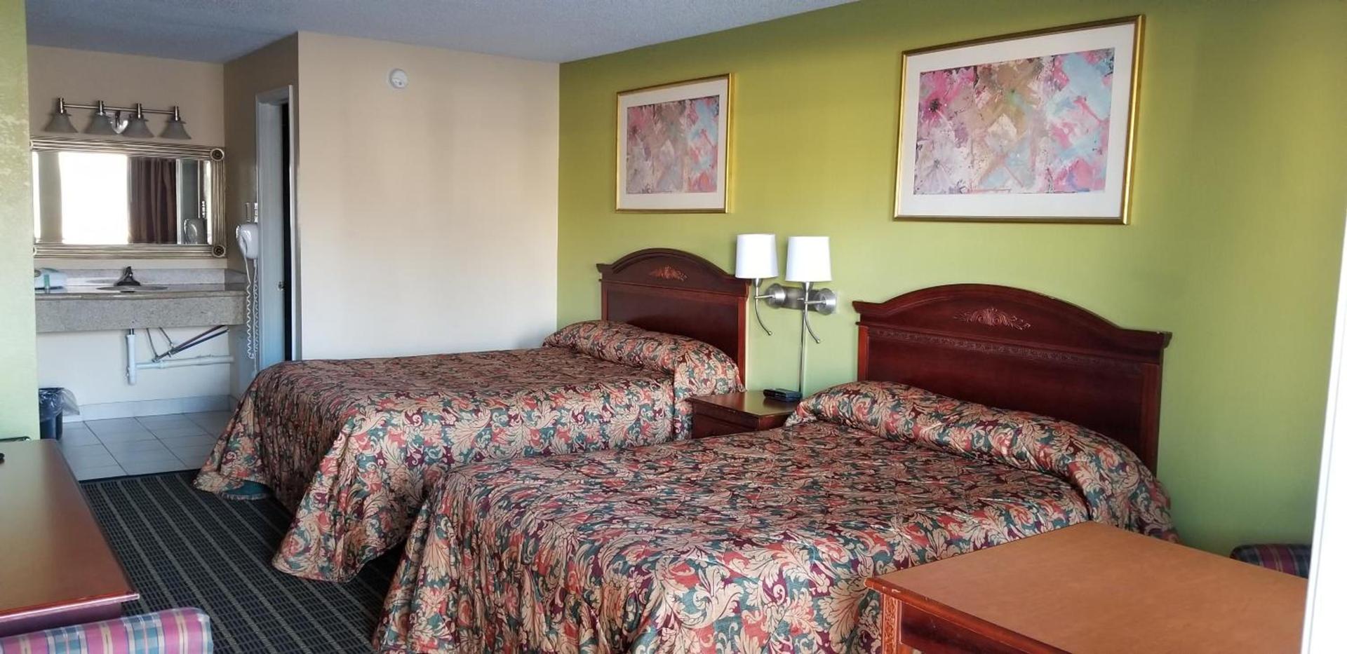 Newport News Inn photo 2