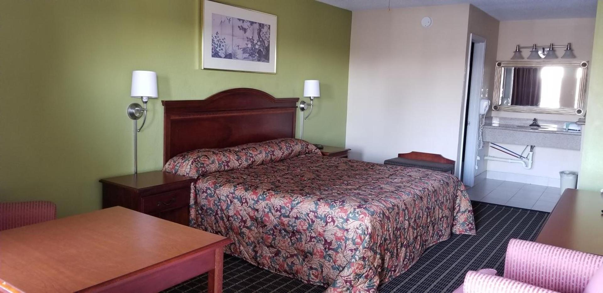 Newport News Inn photo 5