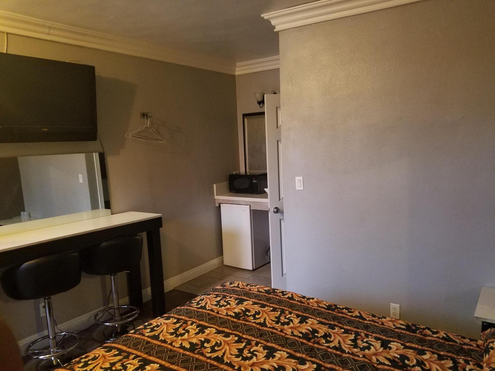 Flight Motel photo 5