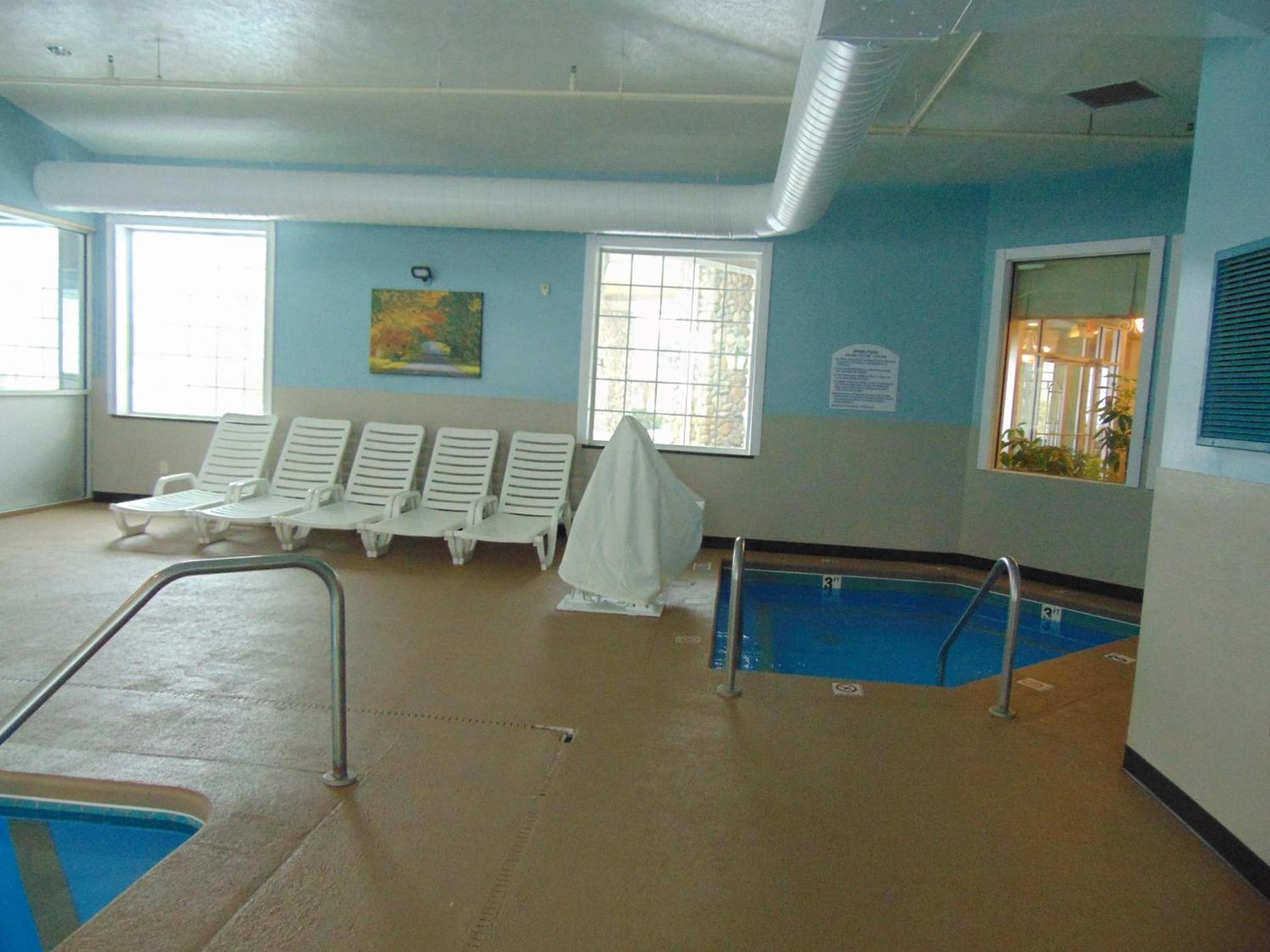 Days Inn by Wyndham Pentwater photo 18