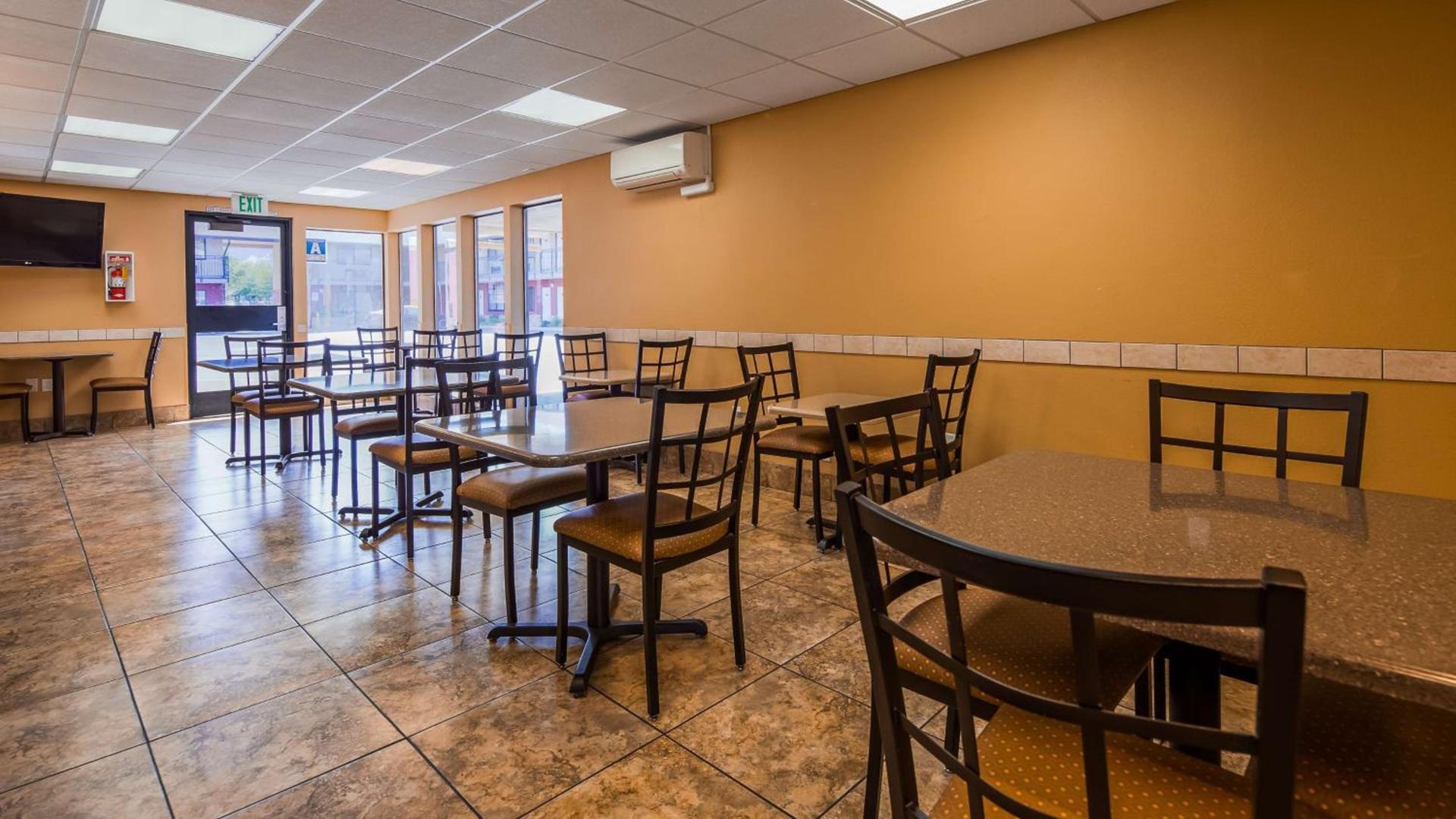 SureStay Hotel by Best Western Tehachapi photo 7