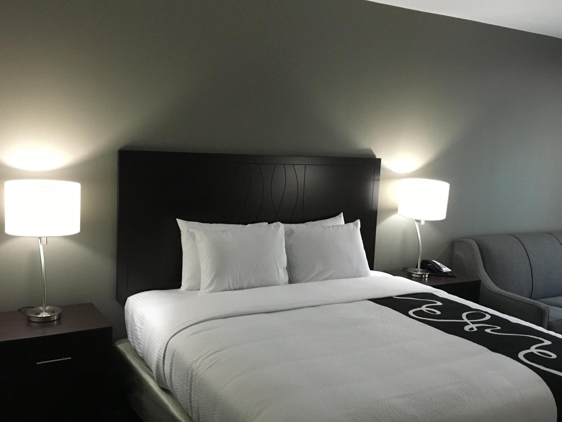 Catoosa Inn & Suites photo 12