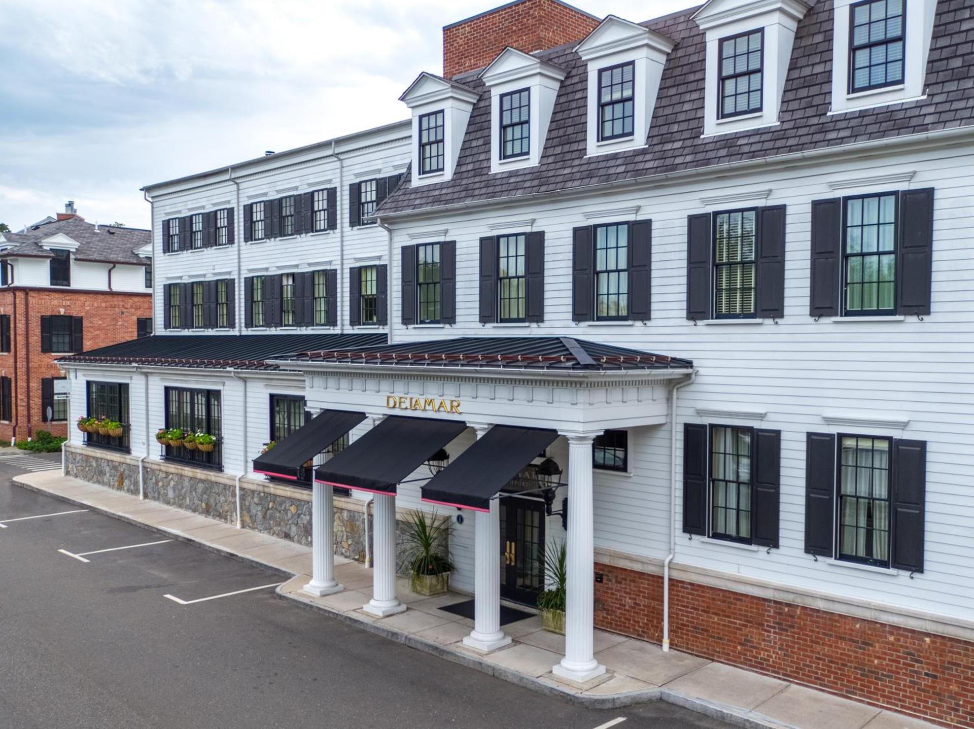Delamar Southport photo 5