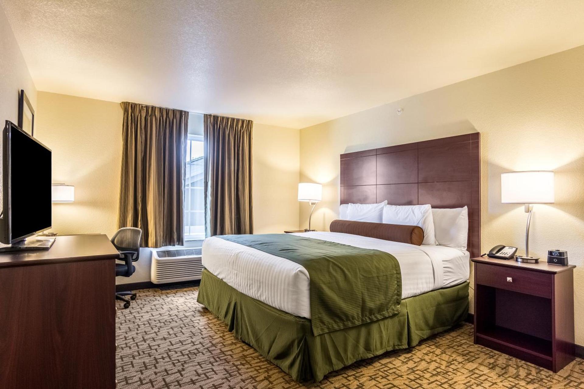 Cobblestone Hotel & Suites - Torrington photo 5