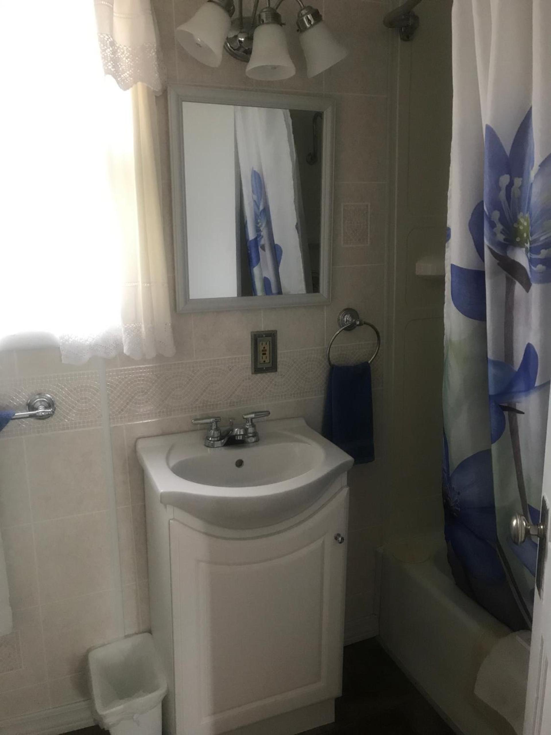 Chalet Motel photo 16