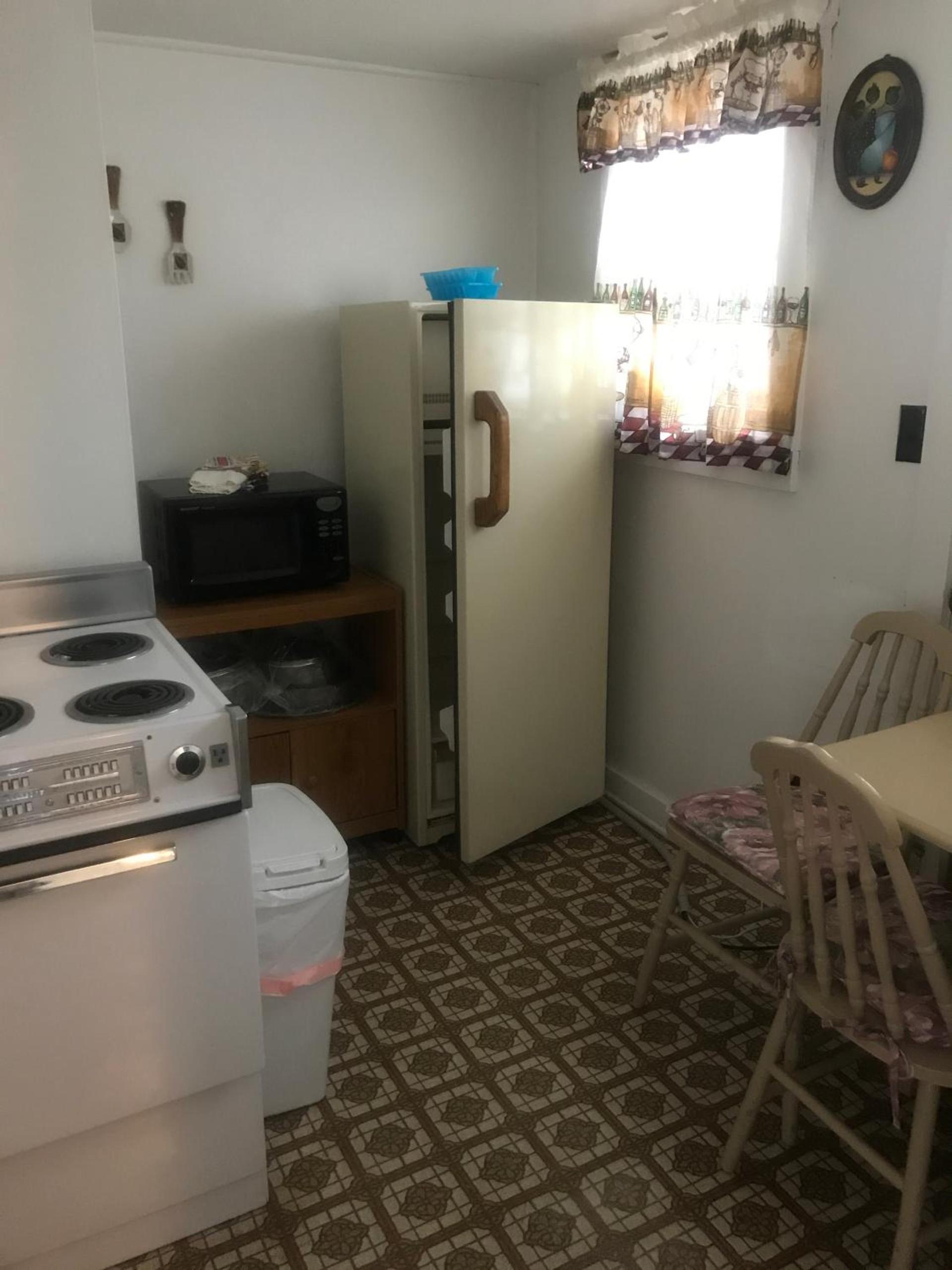 Chalet Motel photo 21