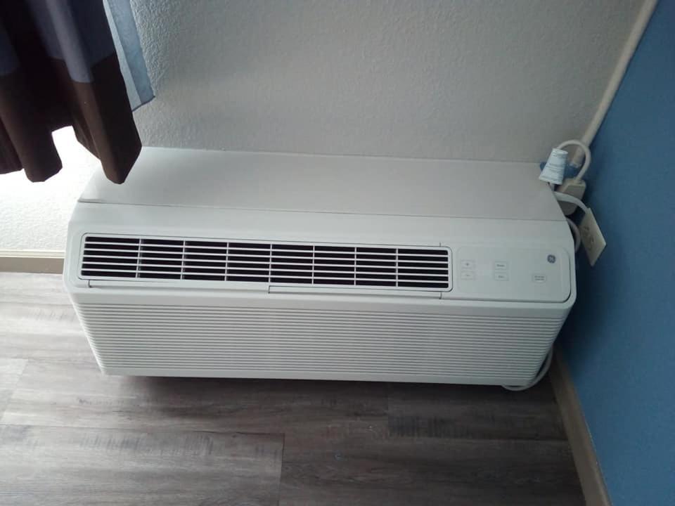 Motel 6 Burlington photo 30