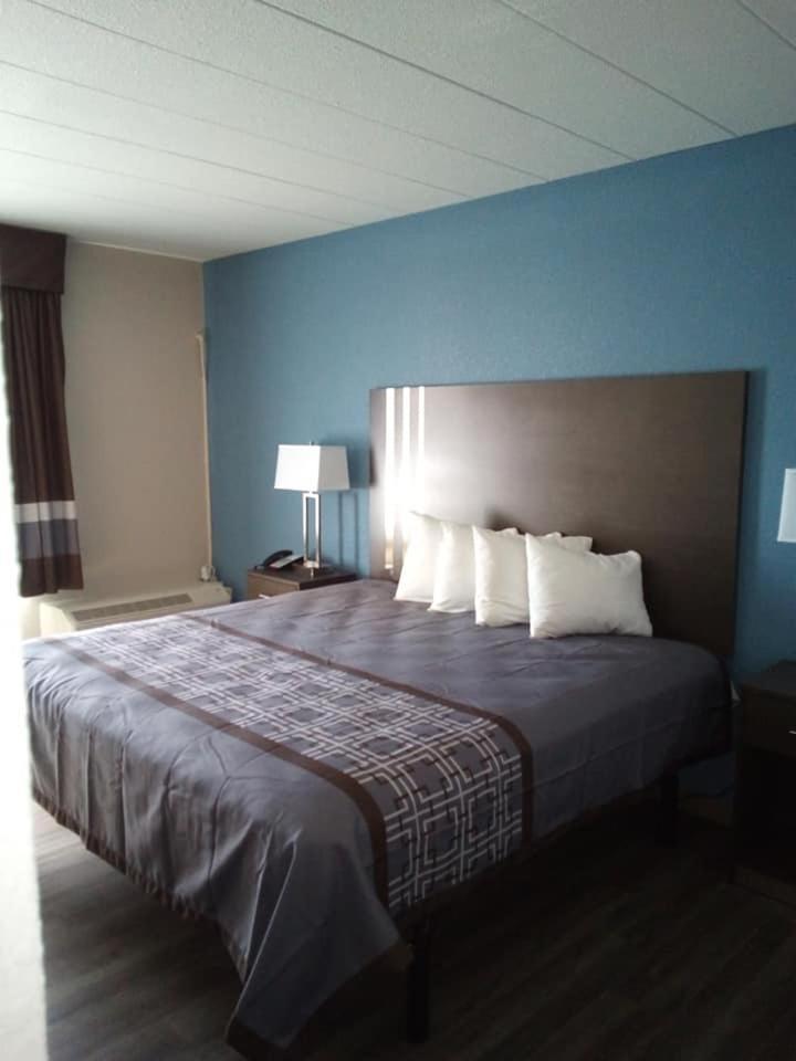 Motel 6 Burlington photo 31