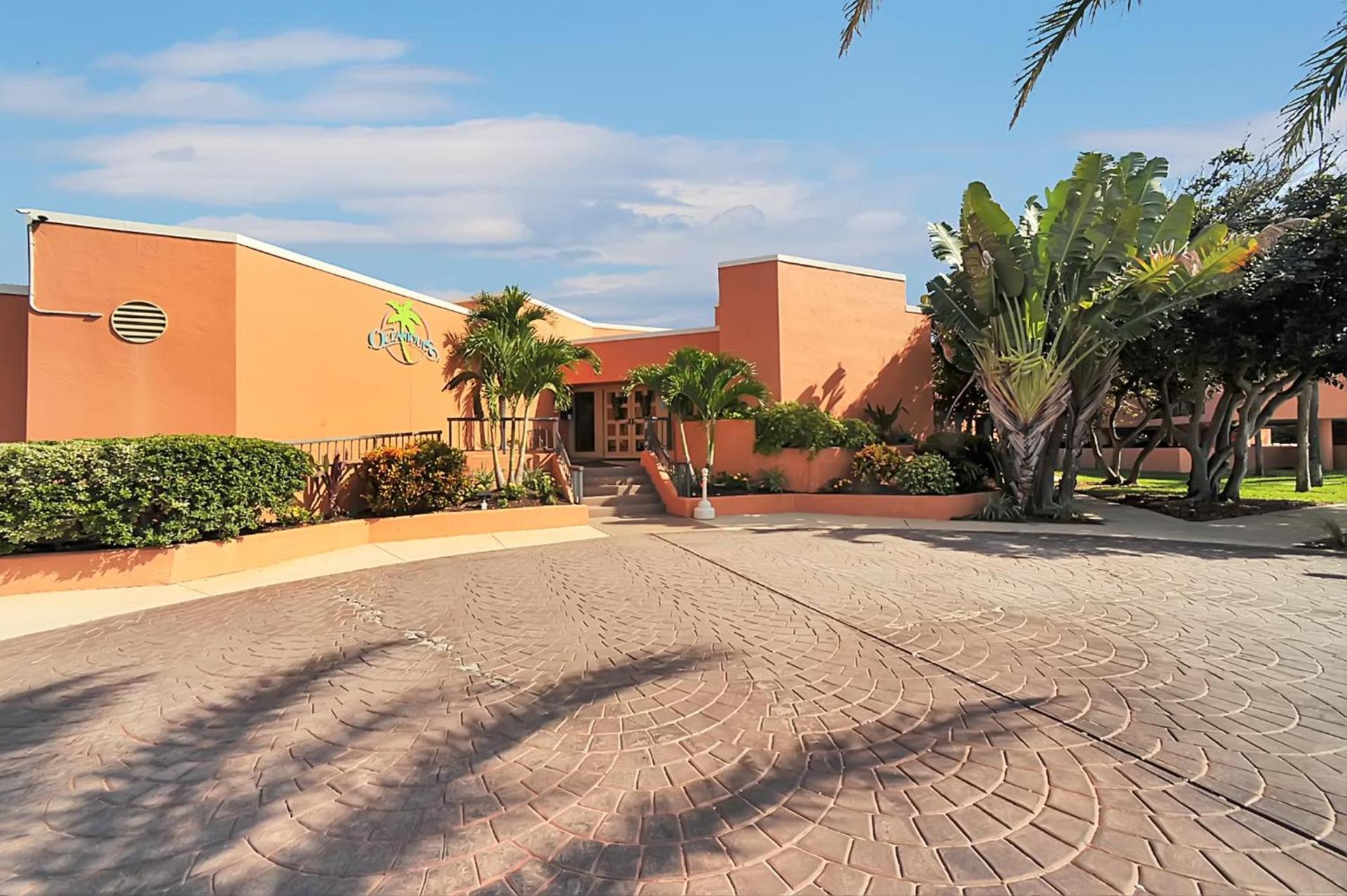 Oceanique Resort photo 12