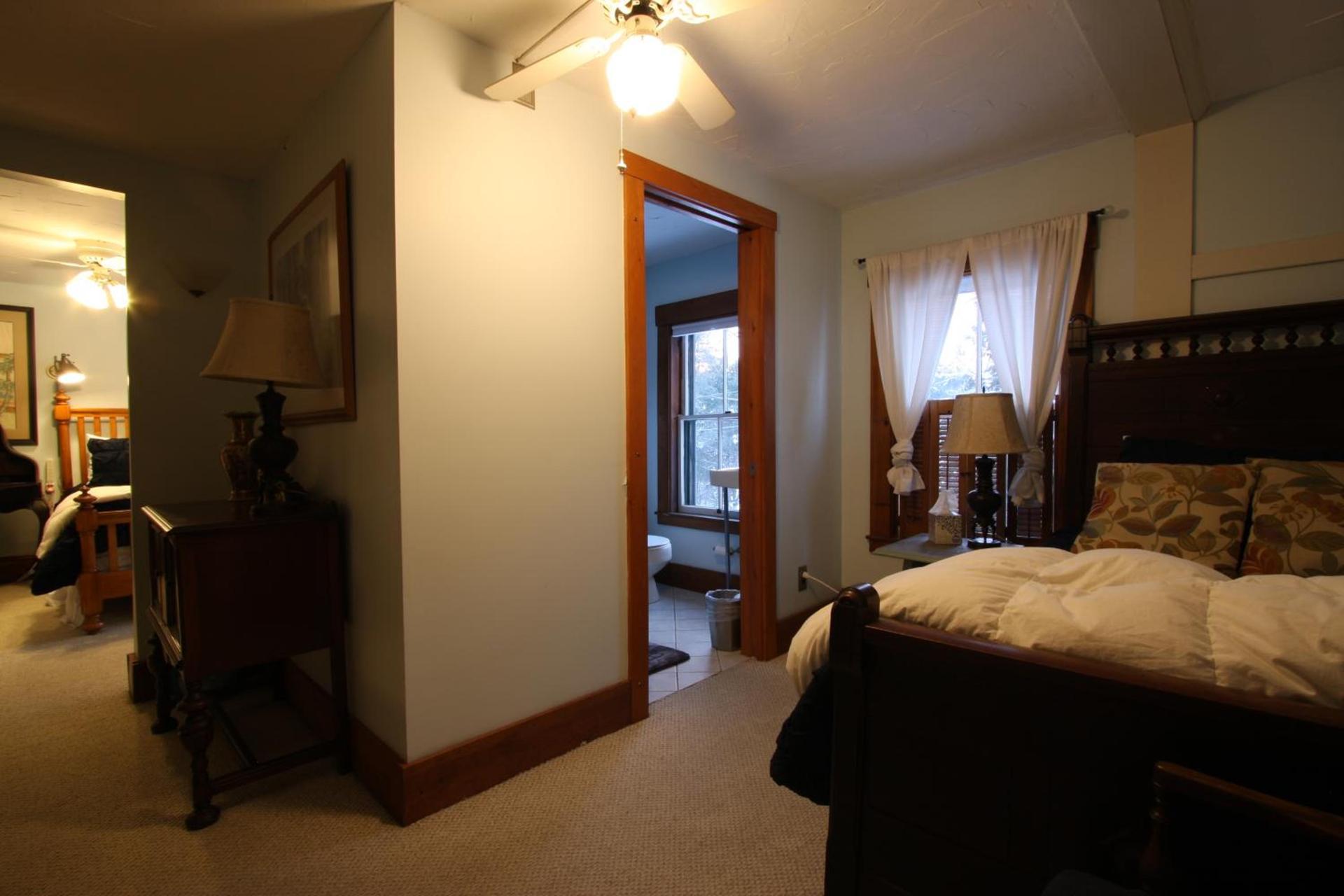 Follansbee Inn photo 83