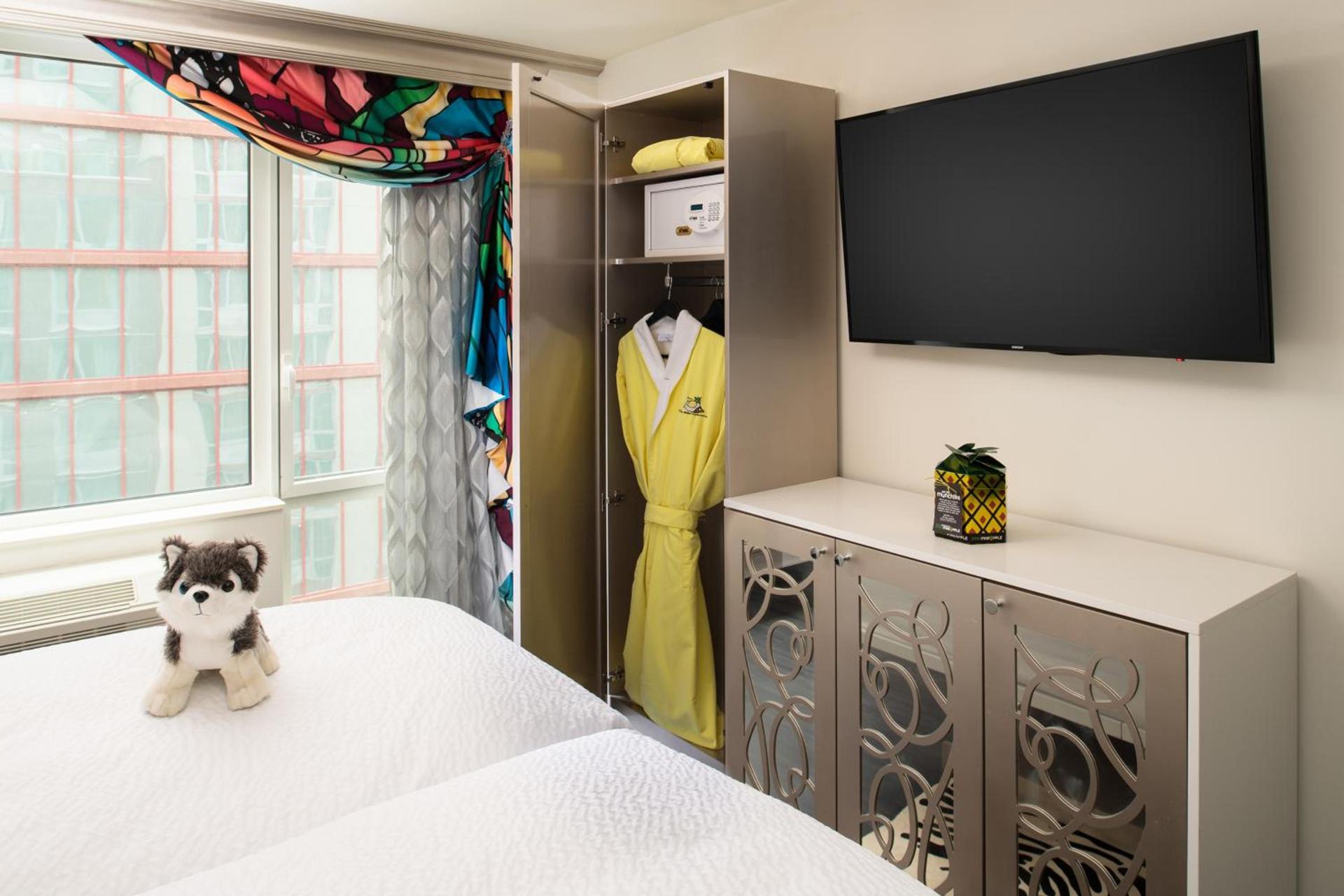 Staypineapple, An Artful Hotel, Midtown New York photo 59