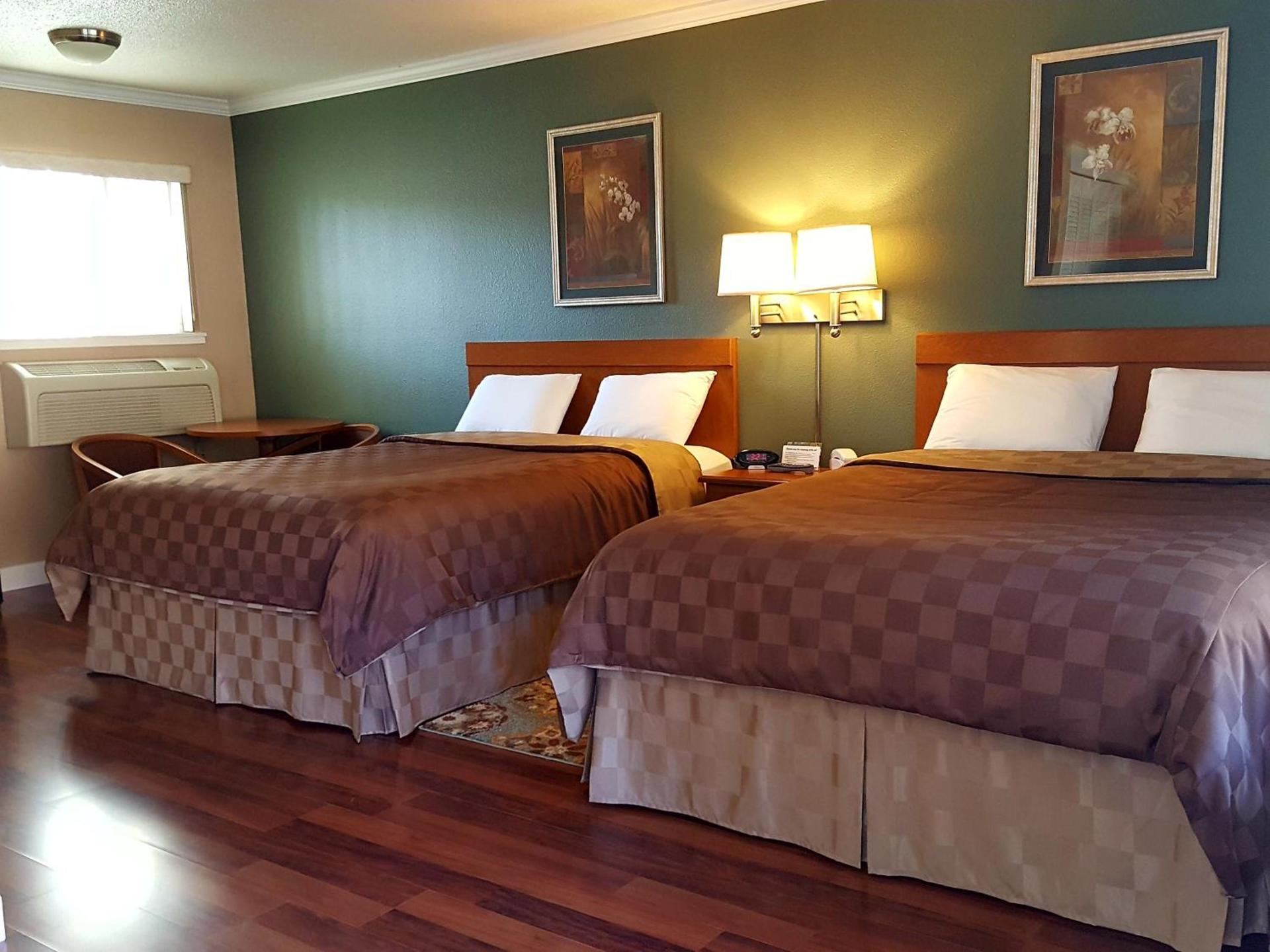 Maple Leaf Motel photo 6