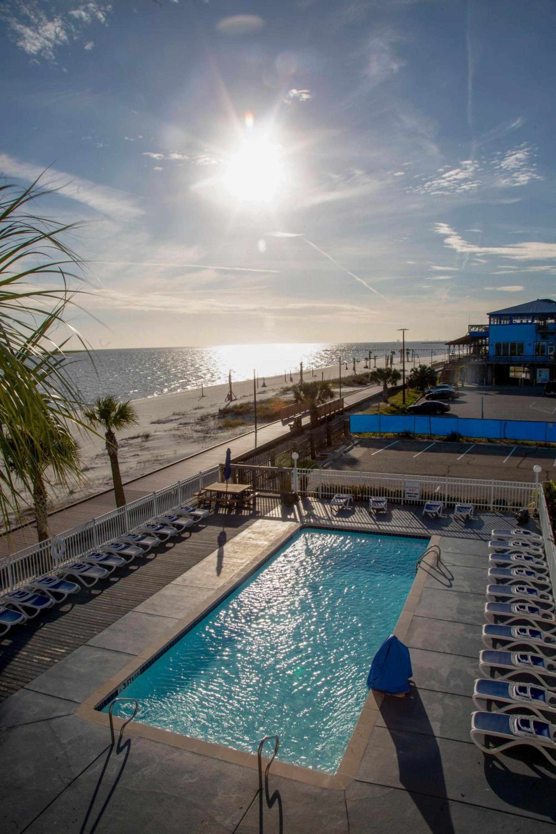 South Beach Biloxi Hotel & Suites photo 4