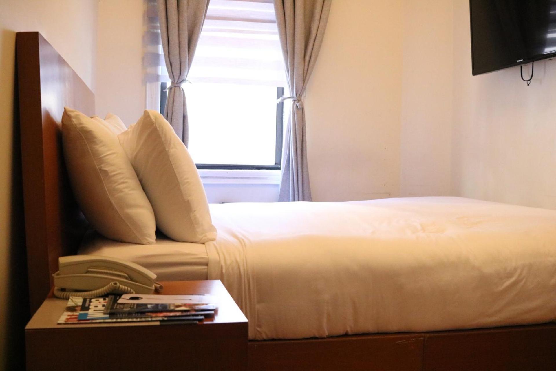 Midtown West Hotel photo 18