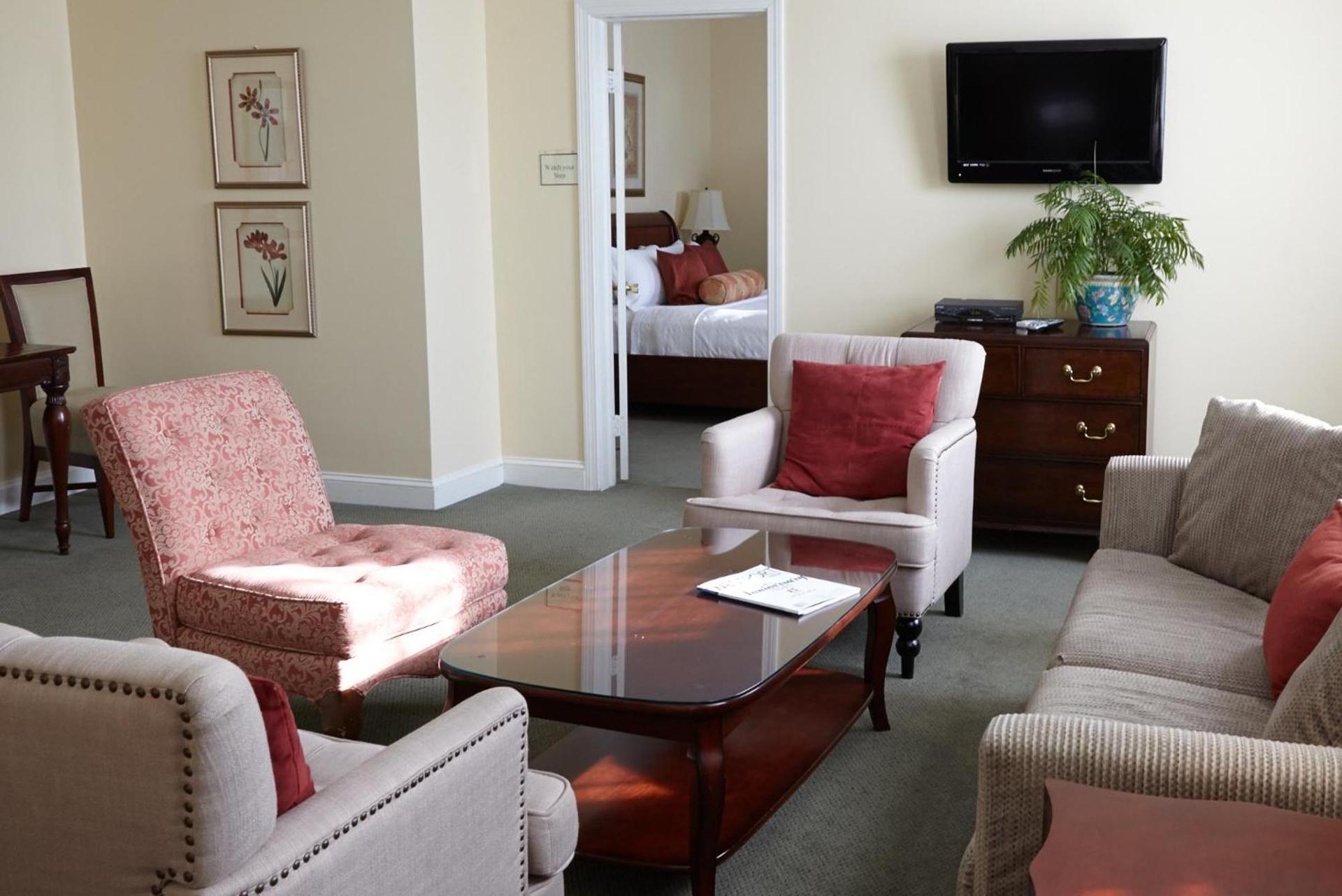 The Inn at Longshore photo 37