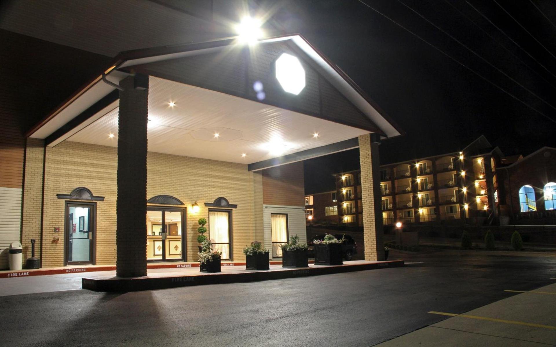 Grand View Inn & Suites — hotel in Branson