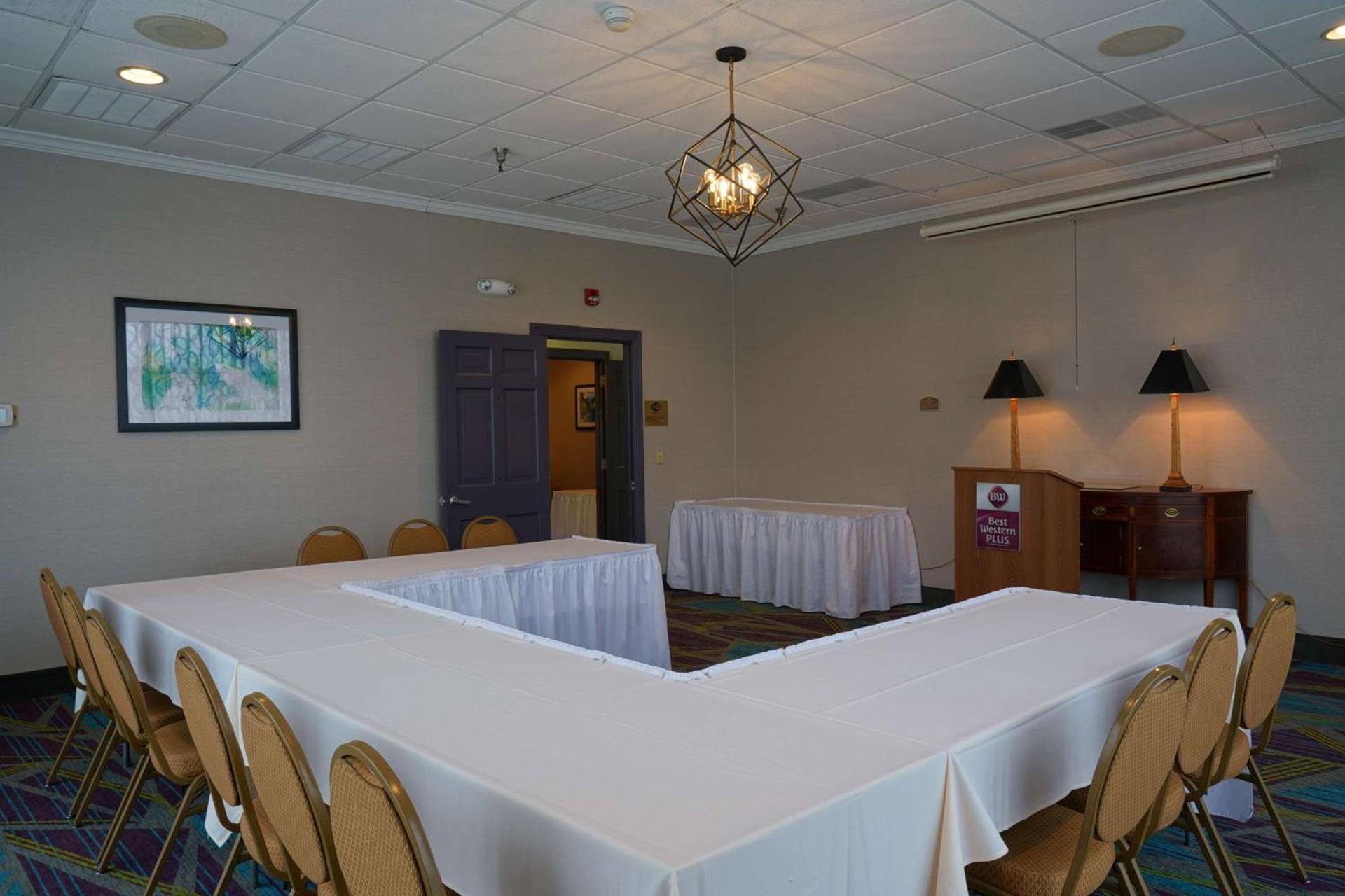 Best Western Plus Morristown Conference Center photo 28