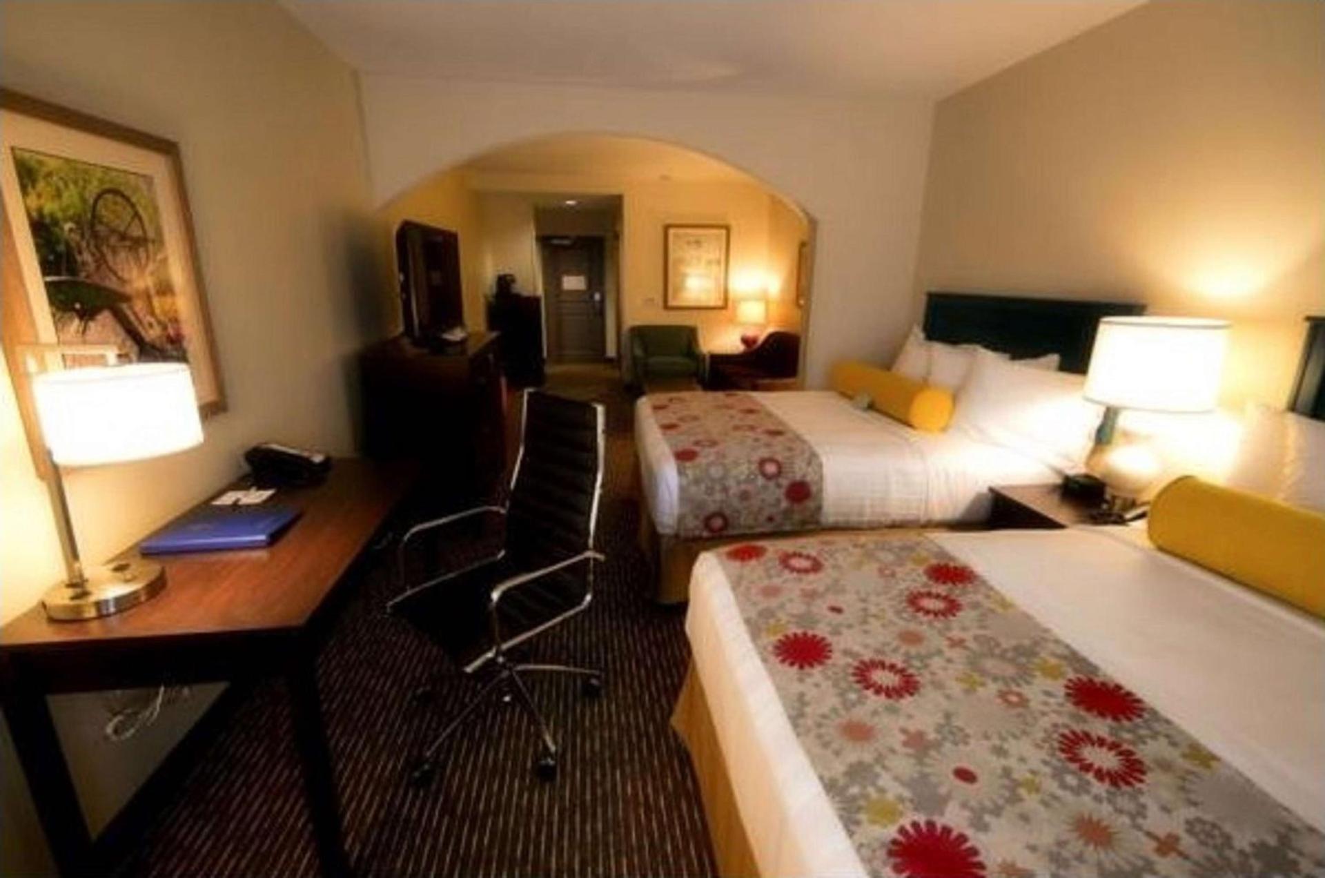 Best Western Plus Dayton photo 12