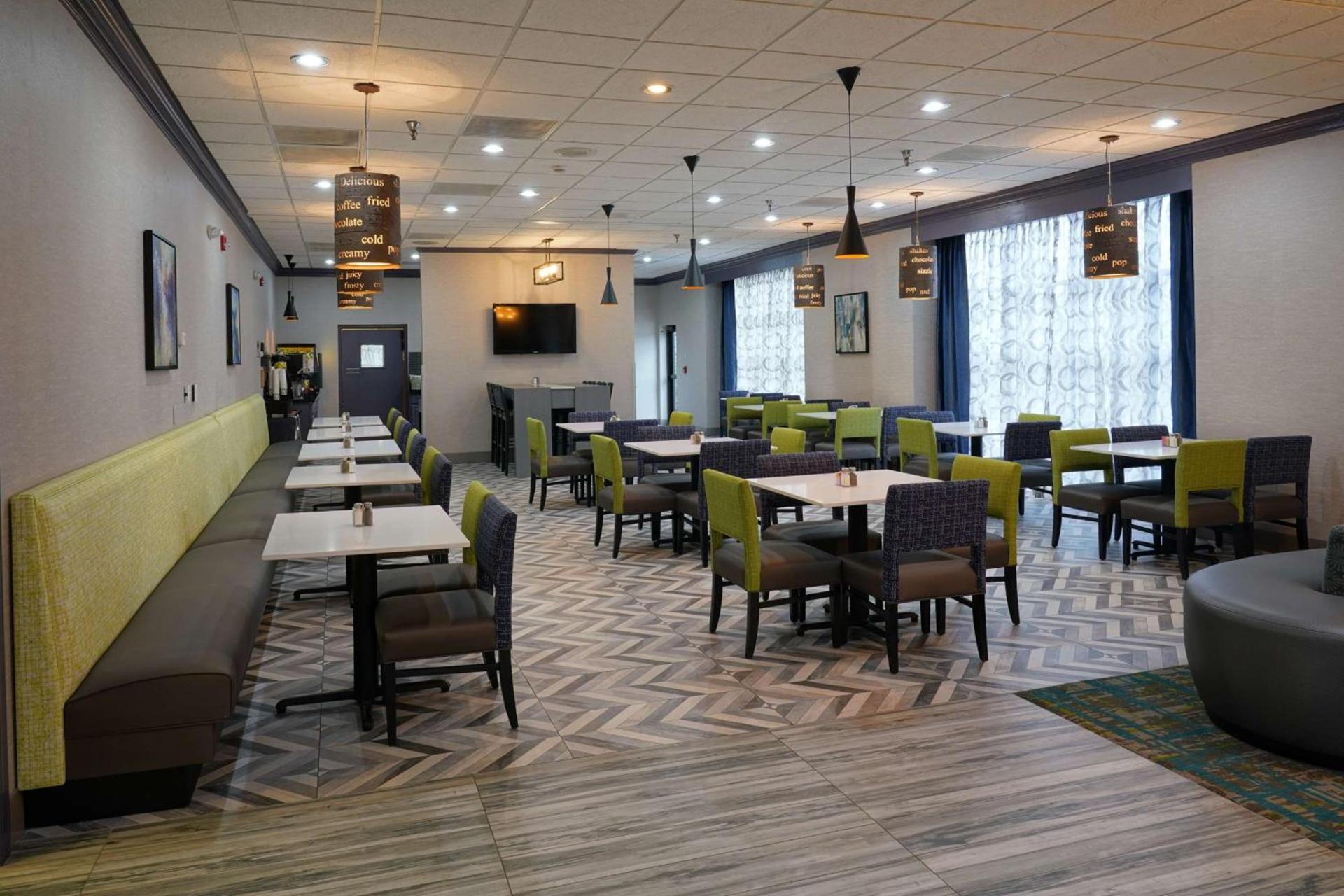 Best Western Plus Morristown Conference Center photo 6