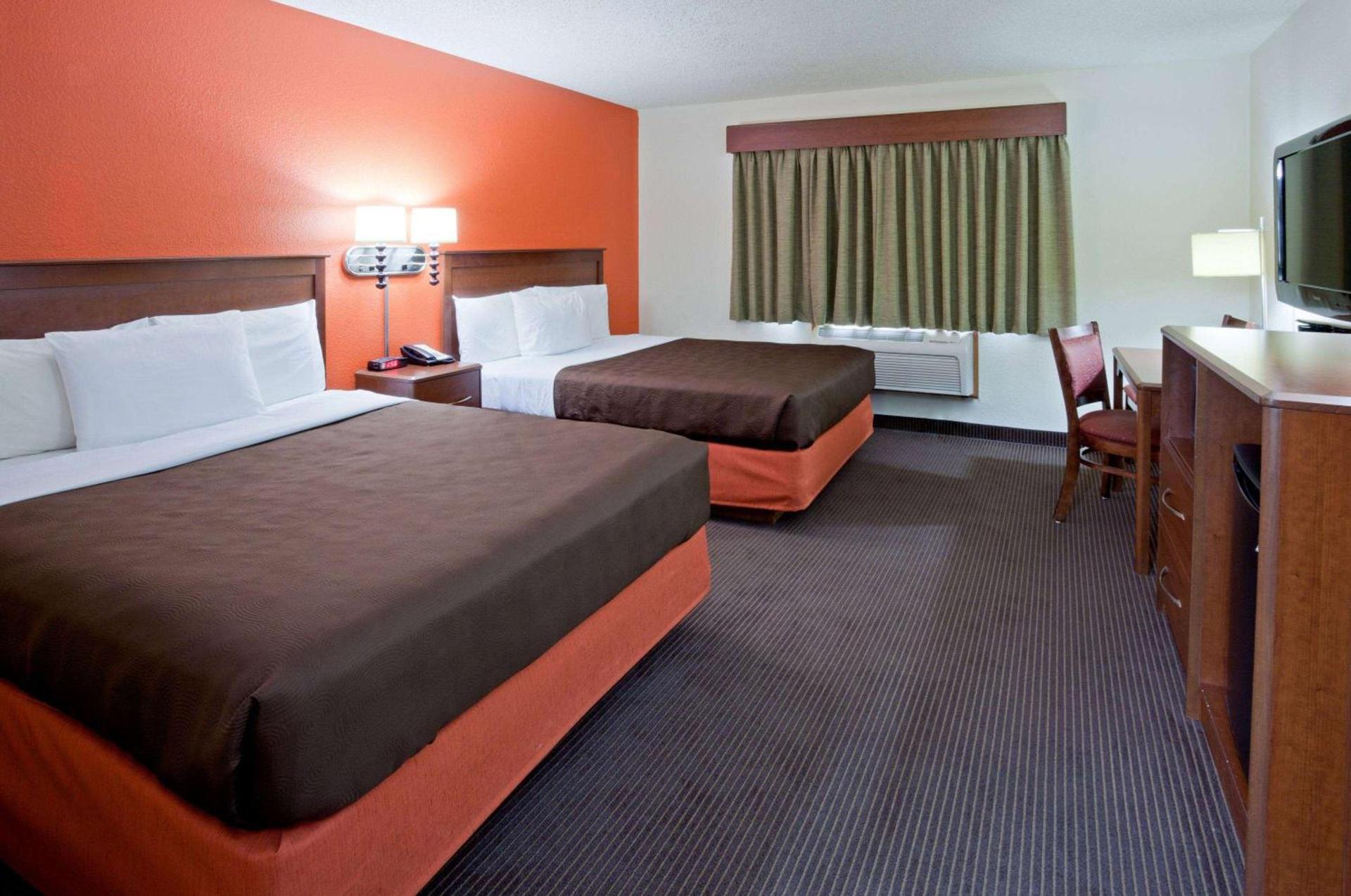 AmericInn by Wyndham Monroe photo 21