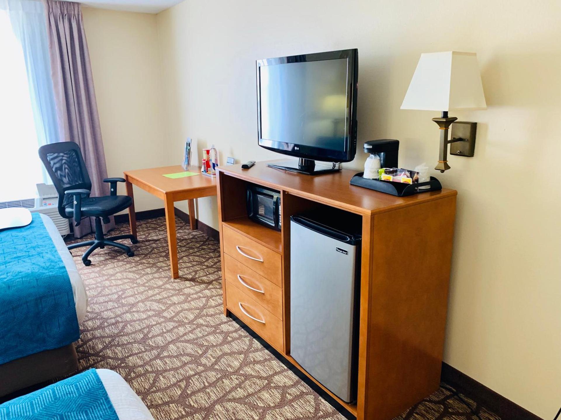 Best Western Plus Richmond Hill Inn photo 67