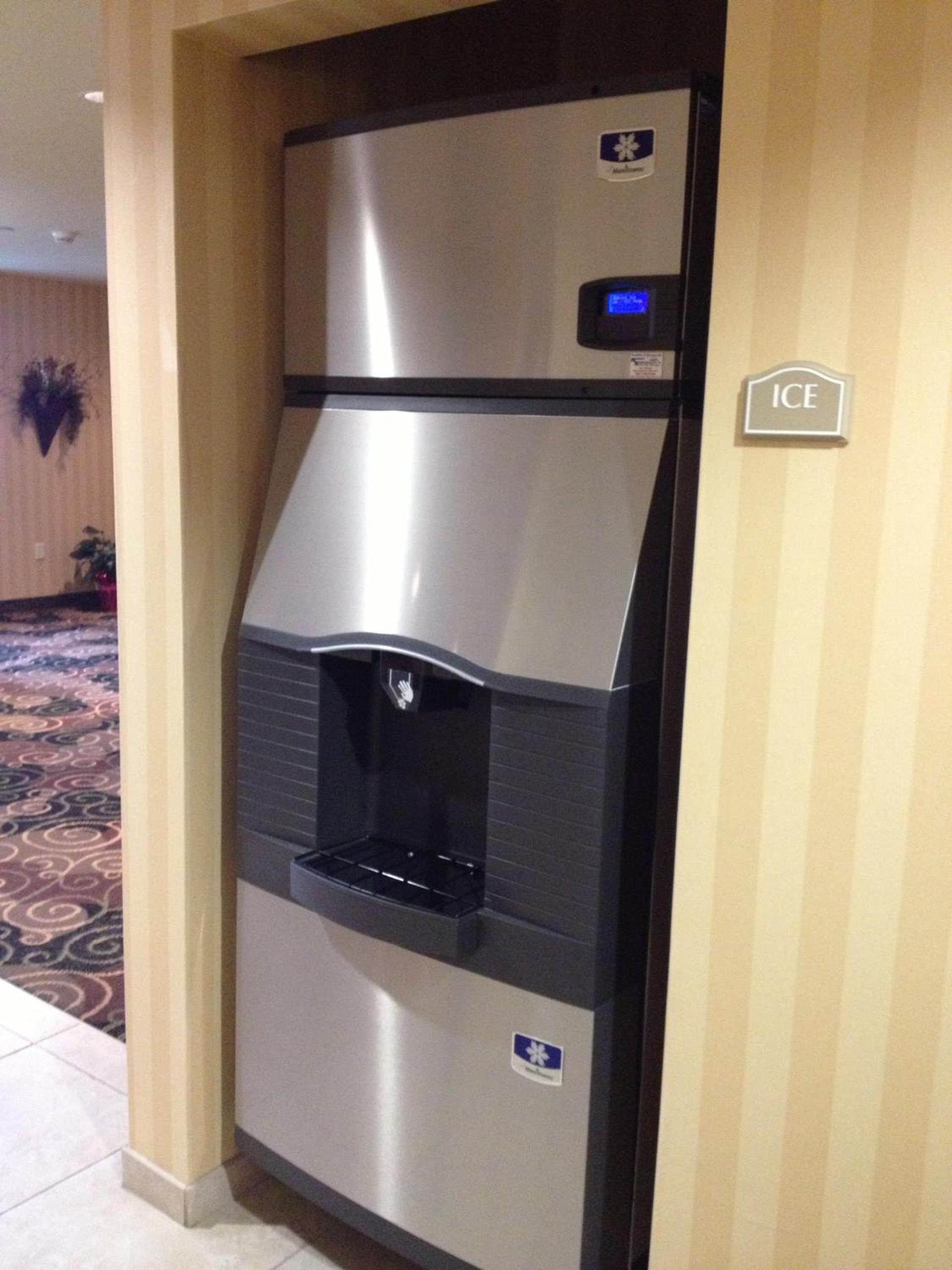 Cobblestone Inn & Suites - Langdon photo 15