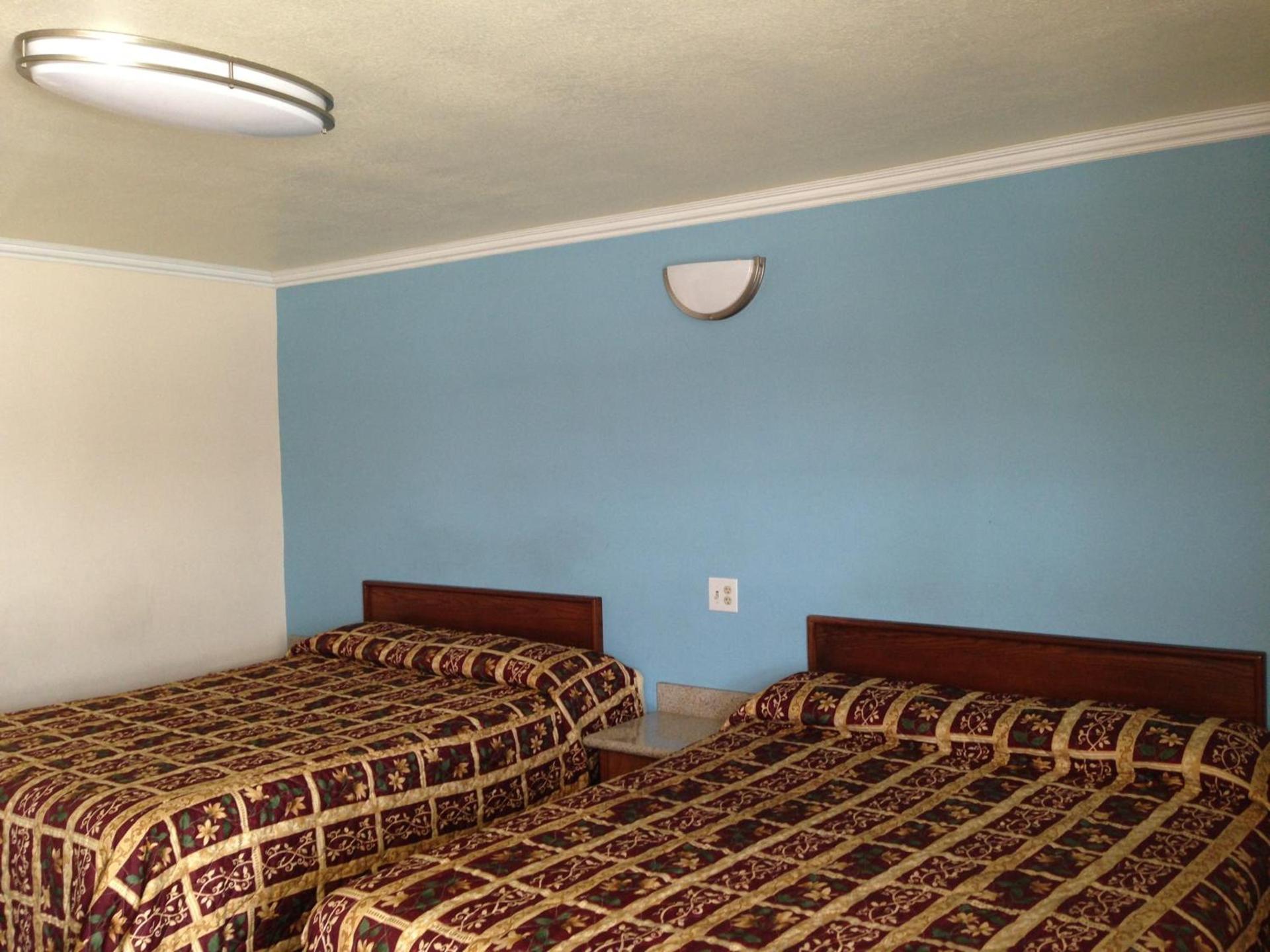 Value Inn photo 6