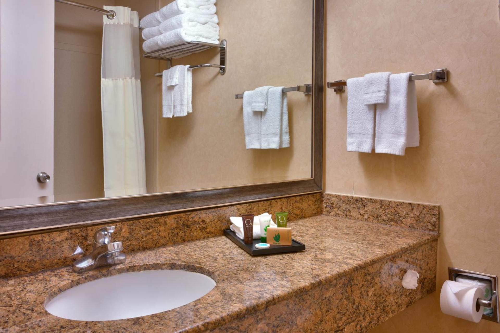 Cortona Inn and Suites Anaheim Resort photo 19