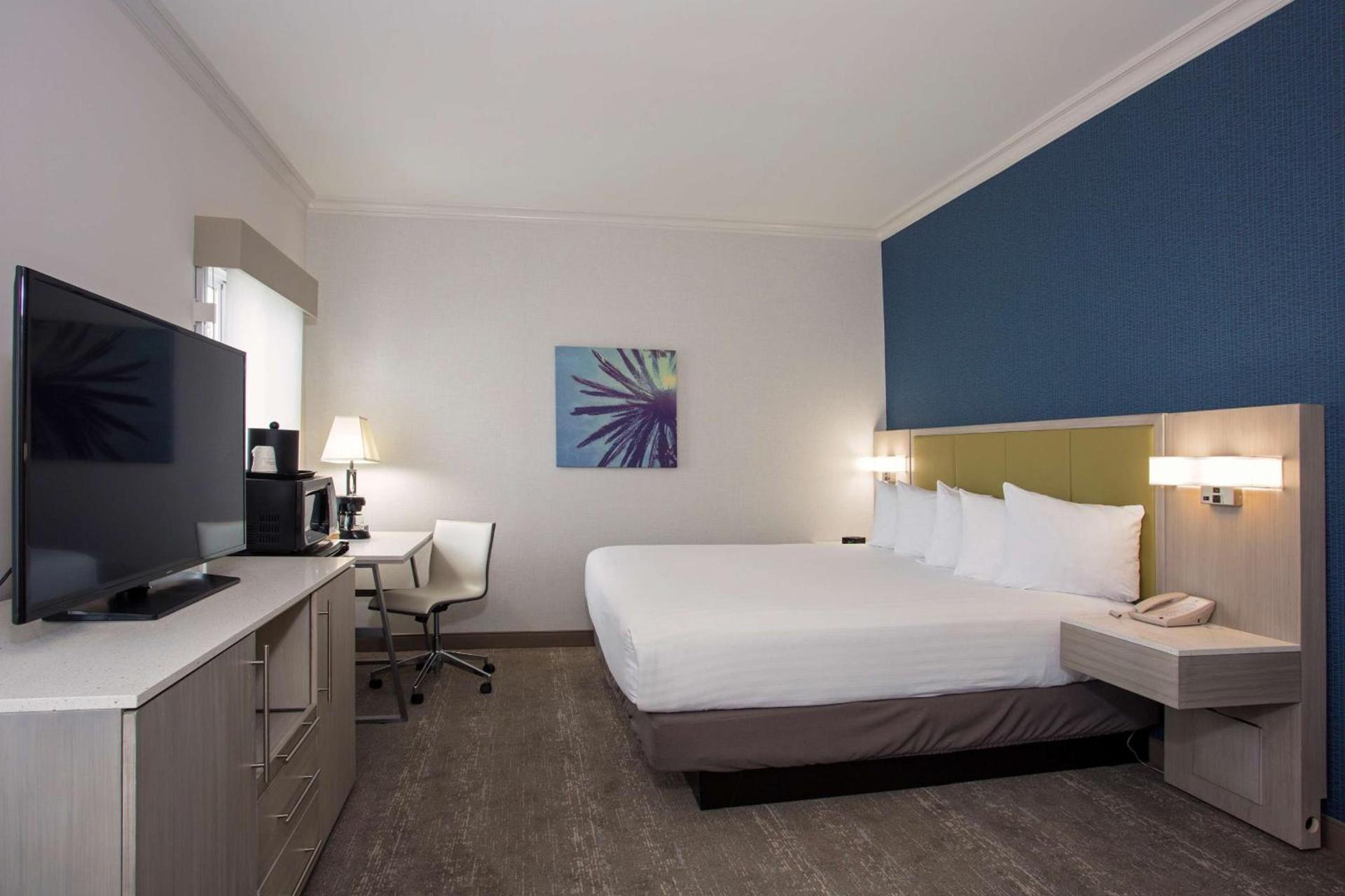 SureStay Hotel by Best Western Santa Monica photo 45