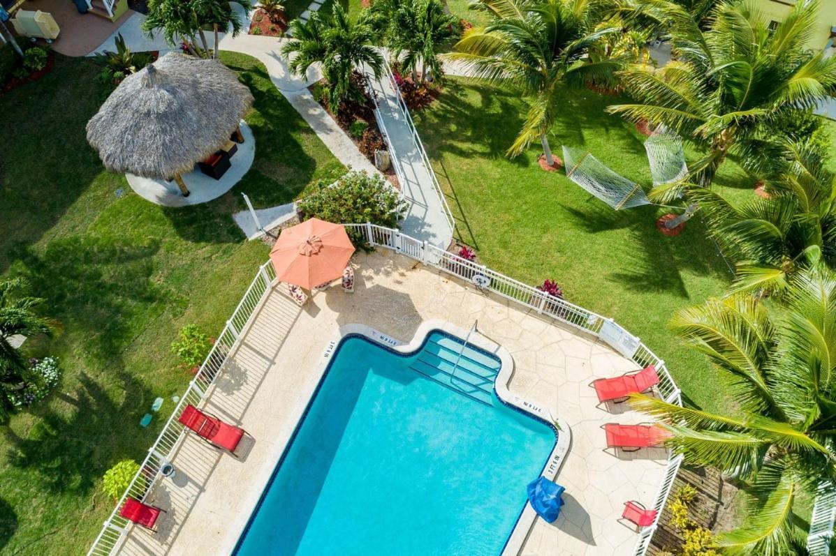 Oceans Beach Resort & Suites photo 84