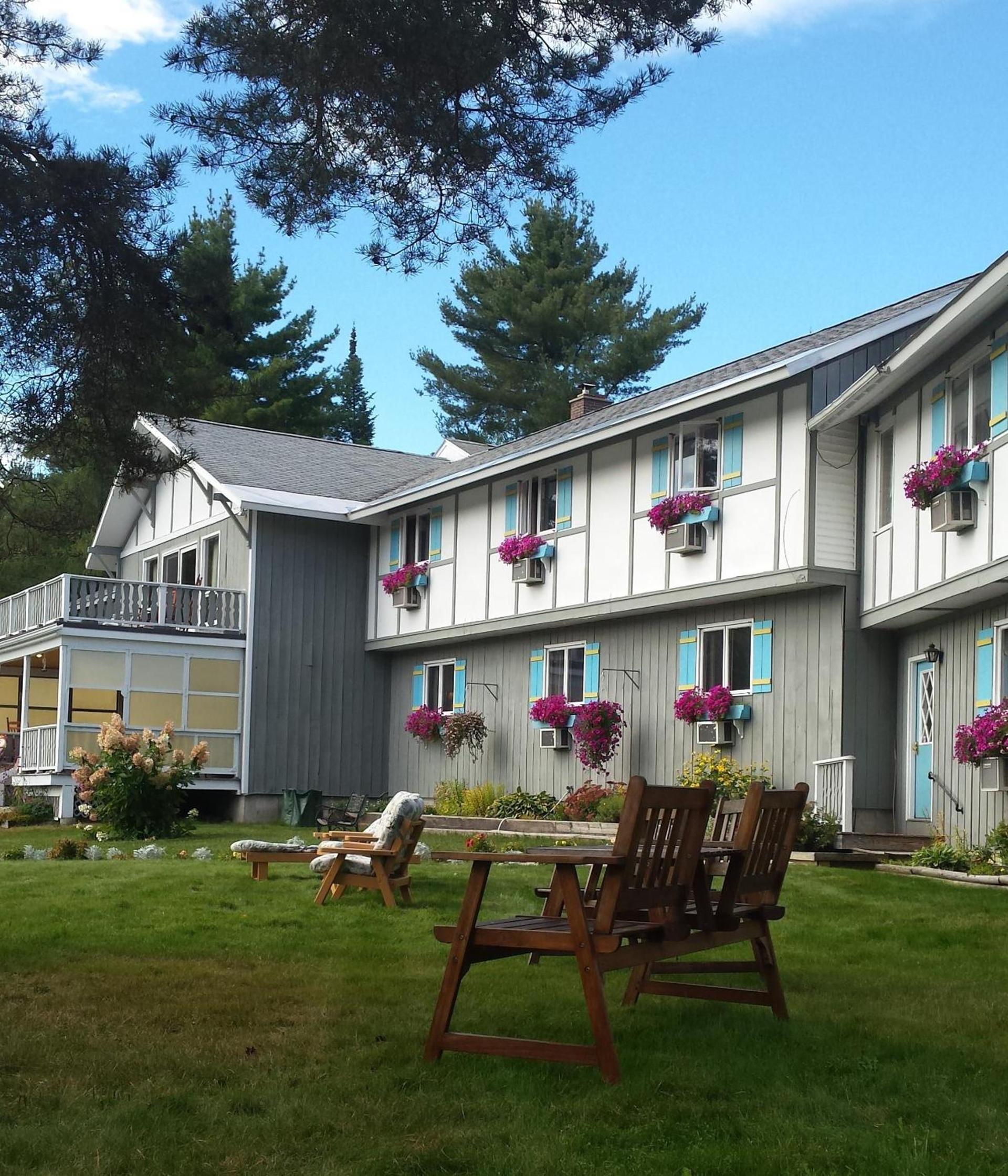 Carlson's Lodge photo 64