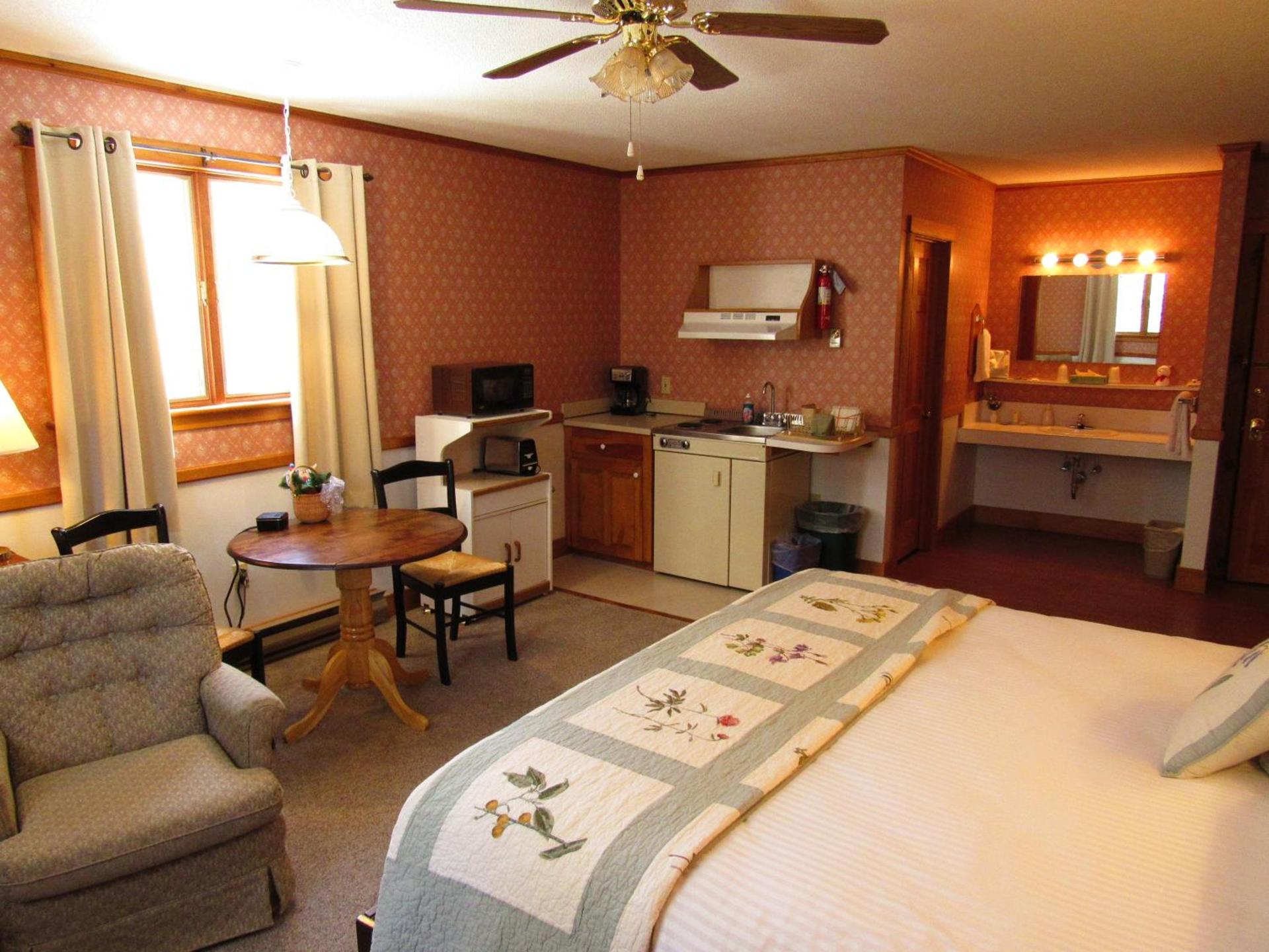 Carlson's Lodge photo 30