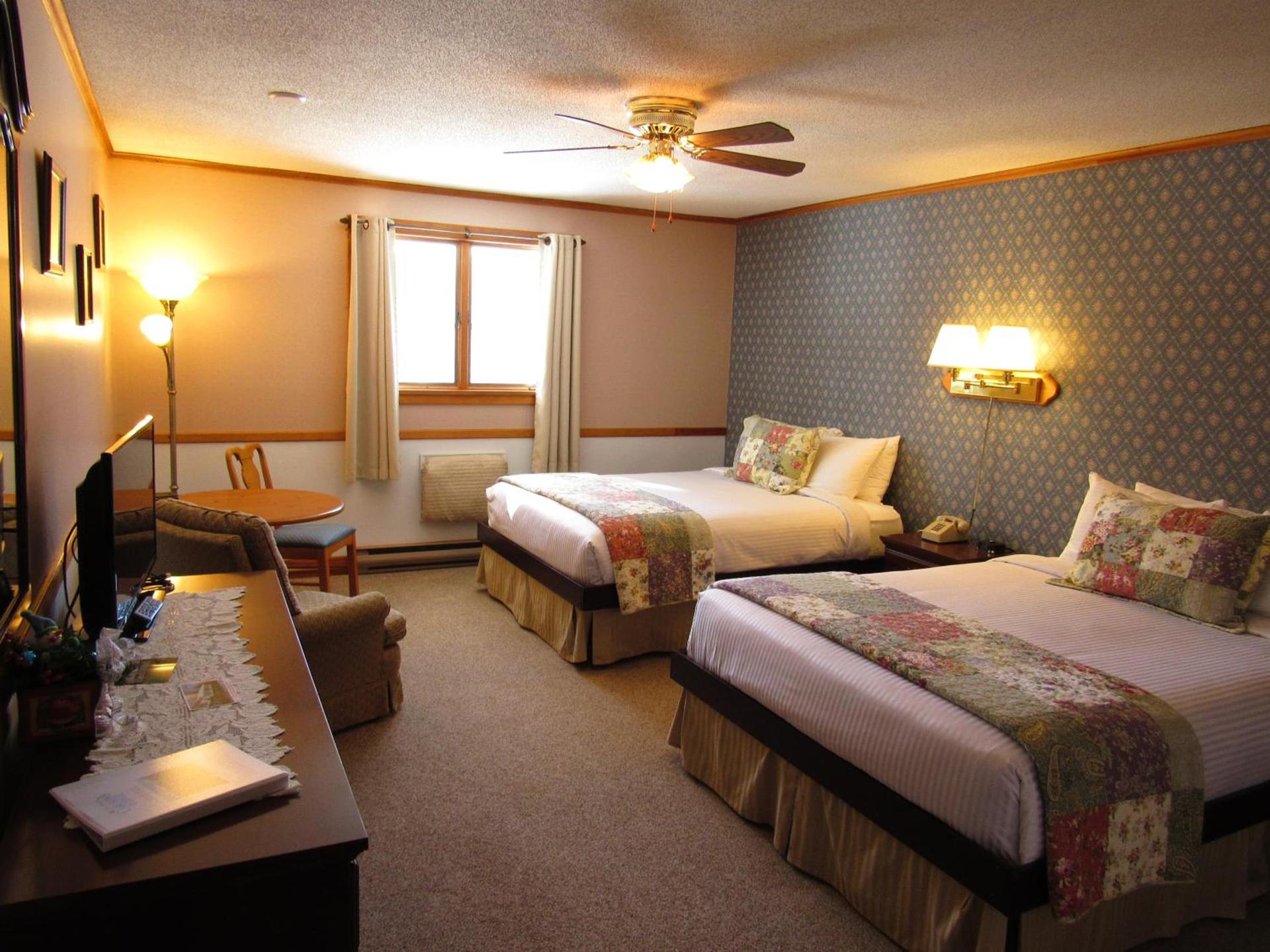 Carlson's Lodge photo 32