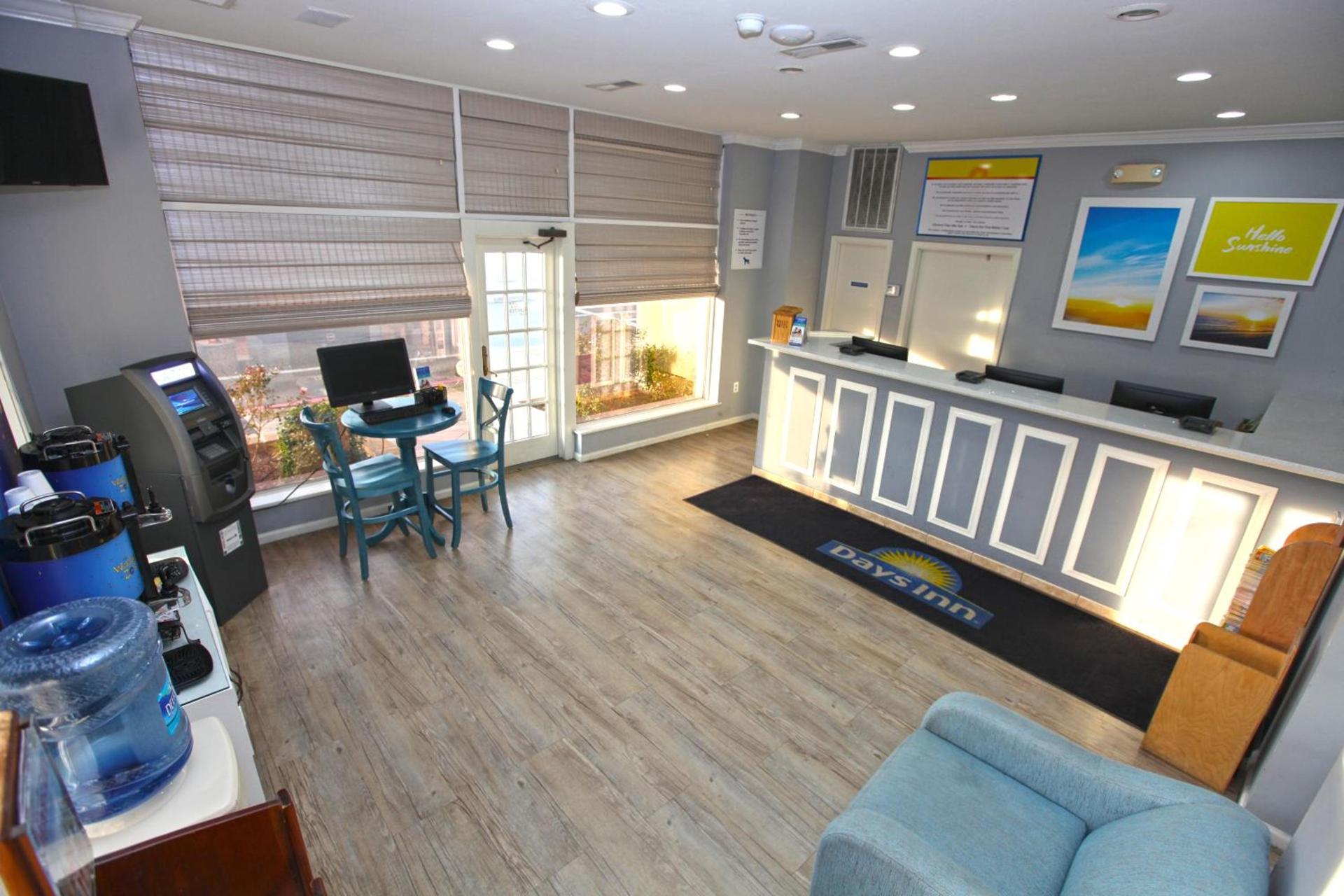 Days Inn by Wyndham Ocean City Oceanfront photo 58