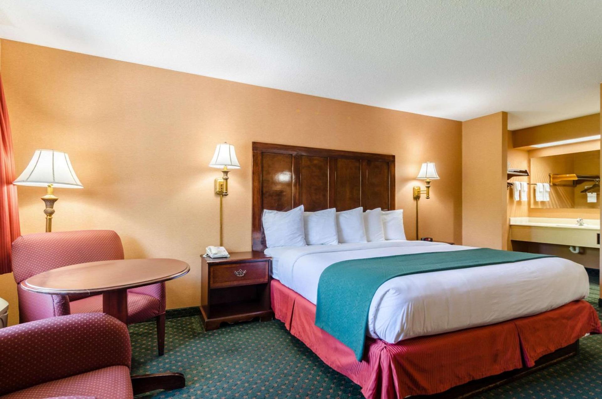 Quality Inn Eureka Springs South photo 25