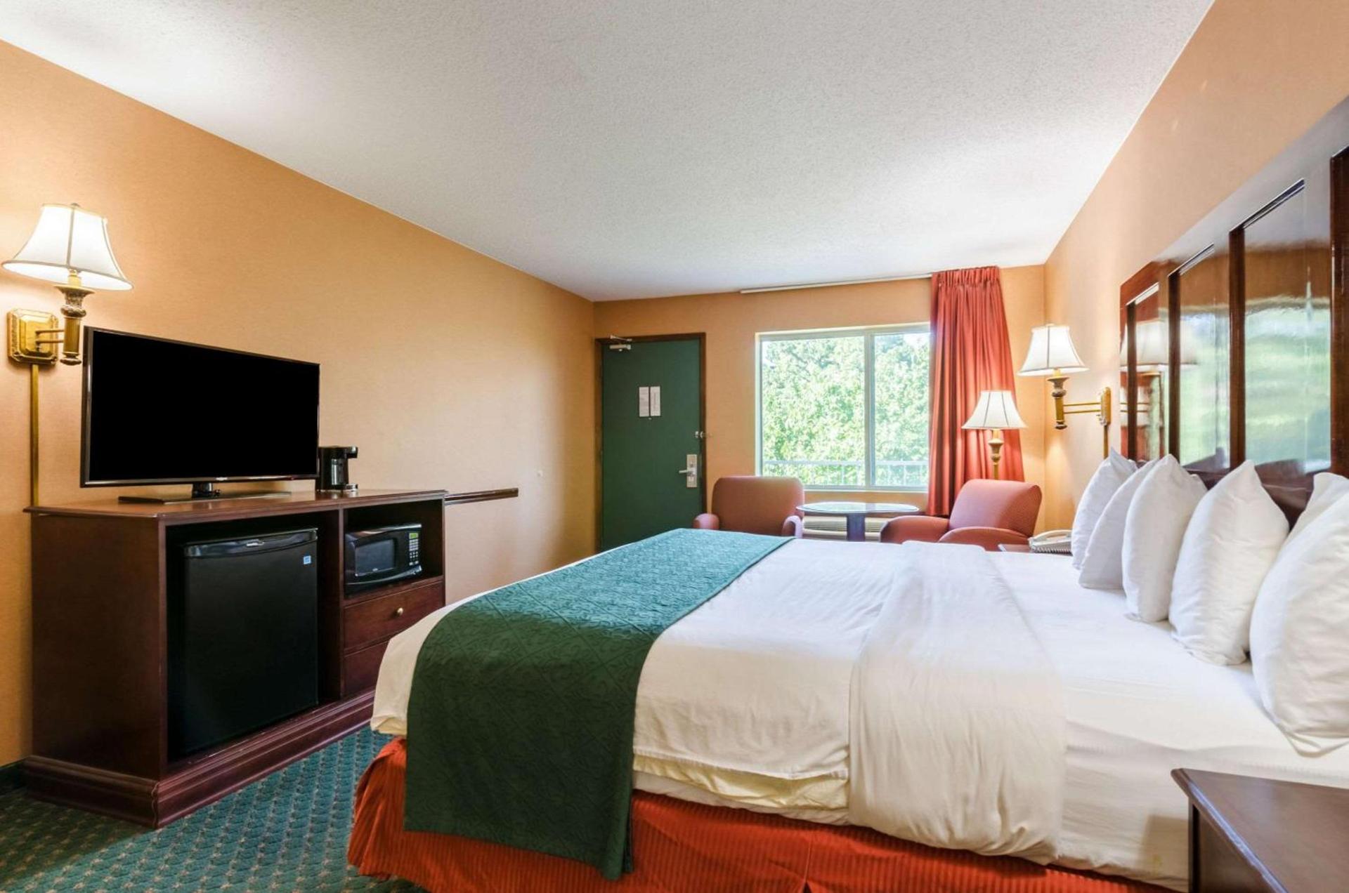 Quality Inn Eureka Springs South photo 26