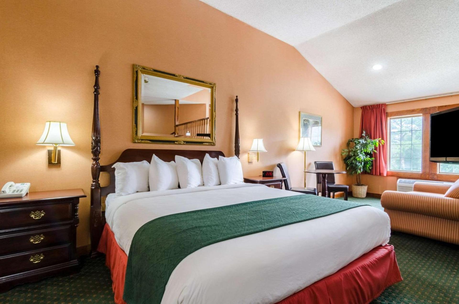 Quality Inn Eureka Springs South photo 44