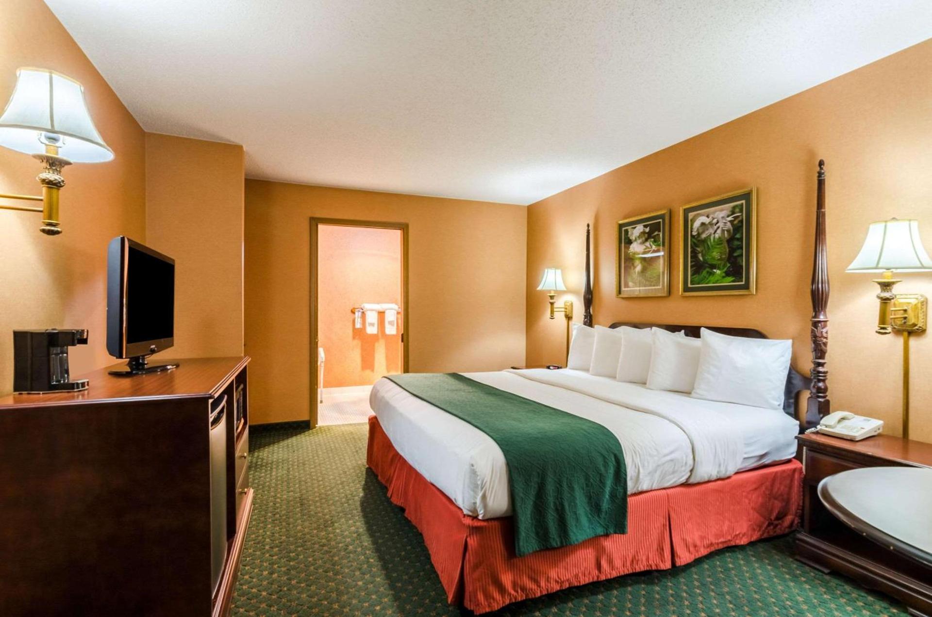 Quality Inn Eureka Springs South photo 32